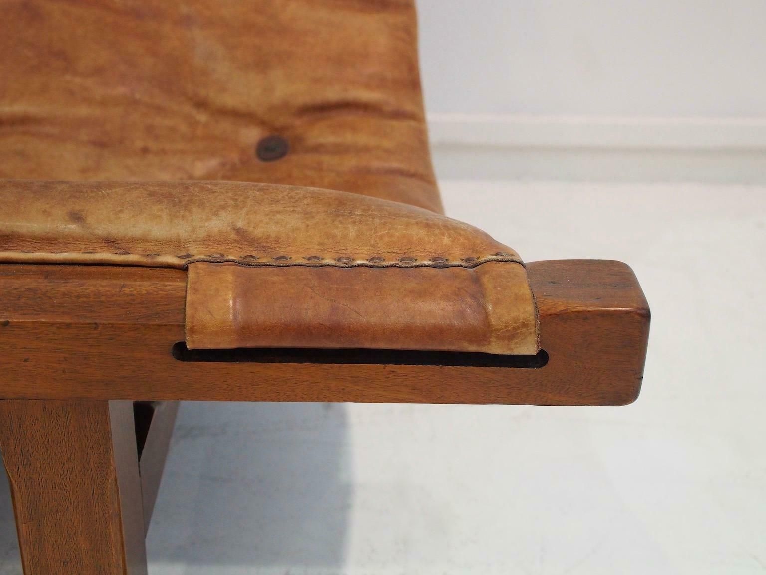 20th Century Brazilian Brown Leather And Hardwood Sofa photo Furniture