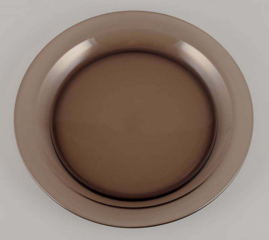Vereco, France. Set Of Five Dinner Plates In Smoked Art Glass. 1970s photo furniture