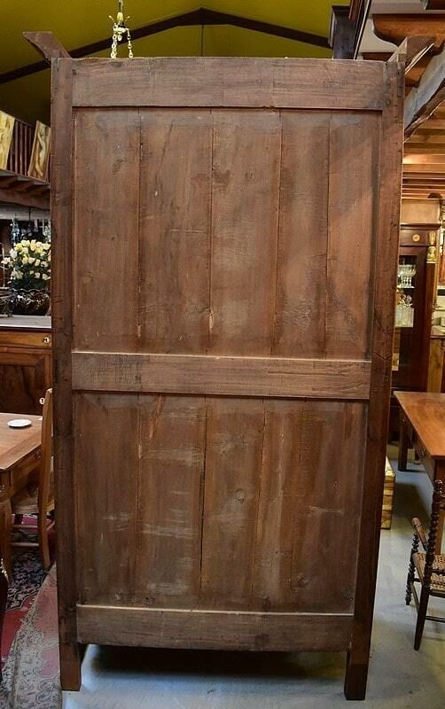photo furniture Louis XV Cabinet In Cherry – 19th