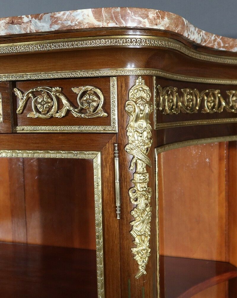photo furniture Mahogany Showcase, Transition Louis XV Louis XVI Style – 1900