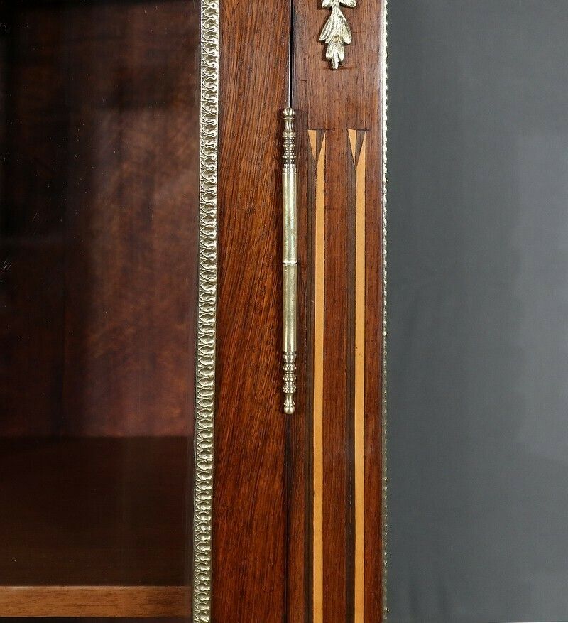 photo furniture Small Showcase In Marquetry On All Sides, Louis XVI Style – 1920