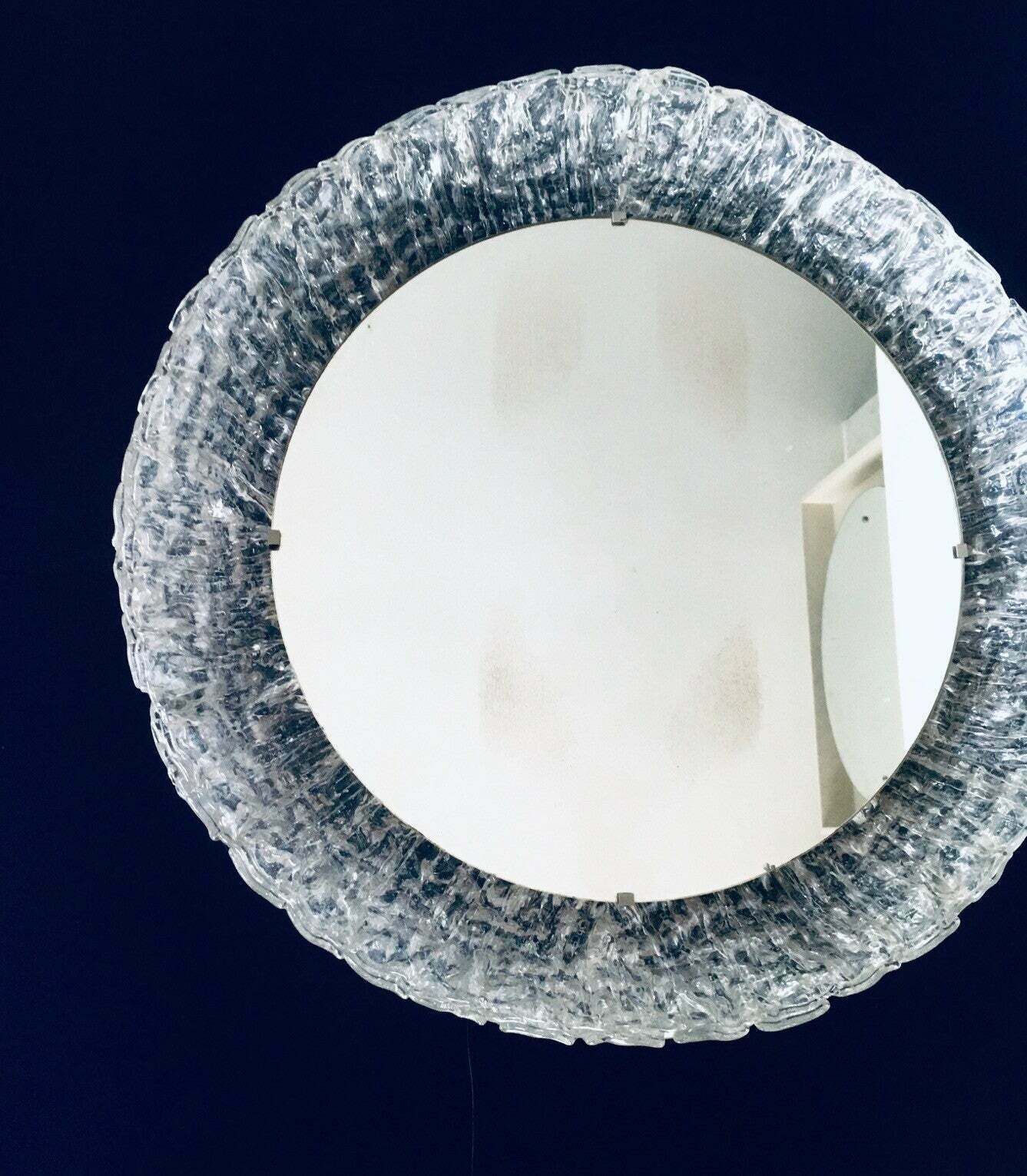 Vintage Design Lucite Wandspiegel Met Achtergrondverlichting Van Hillebrand, Duitsland, Jaren 1970 photo vinterior