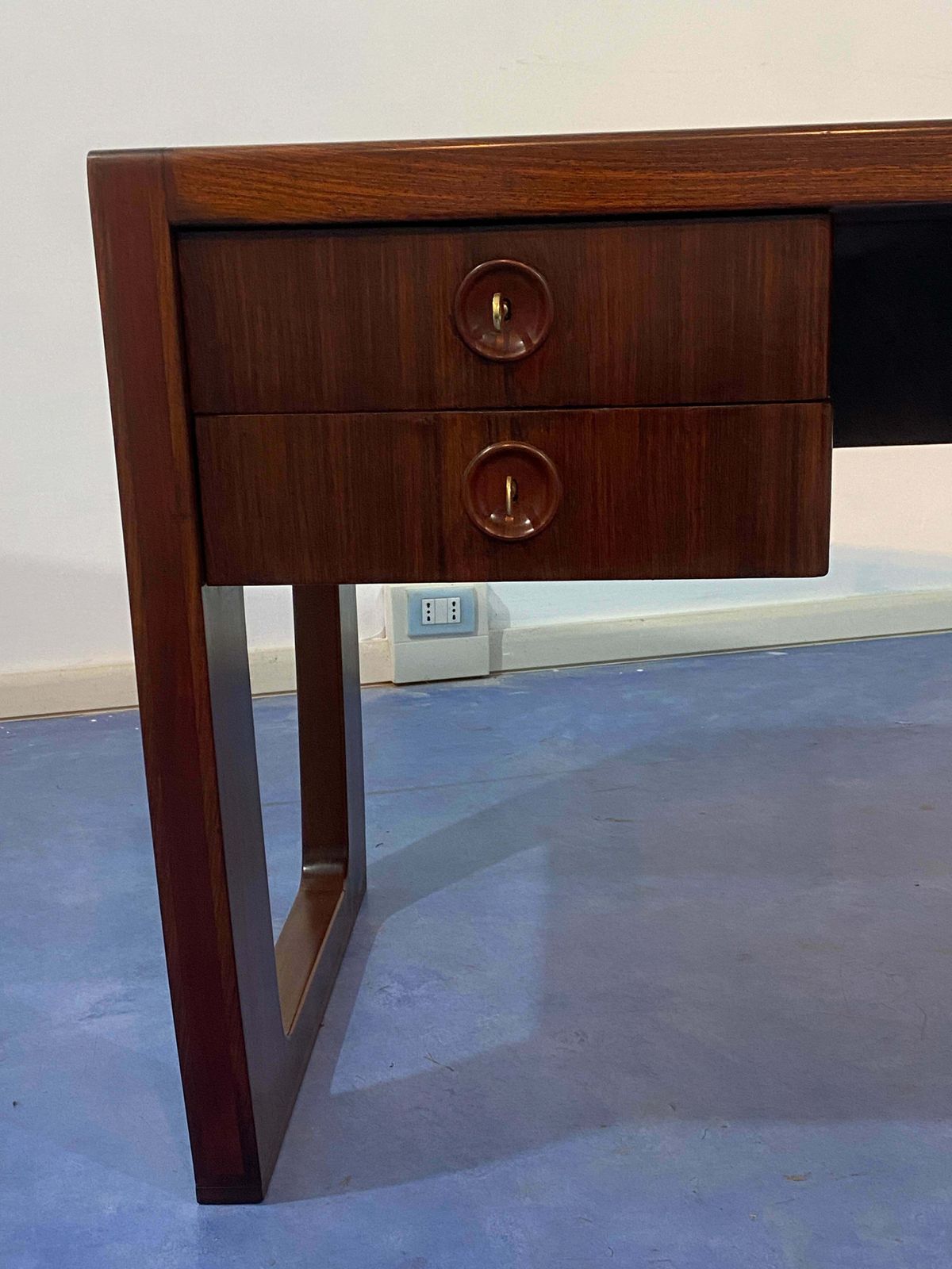 Italian Mid Century Executive Desk Designed By Paolo Buffa In 1950s photo for sale