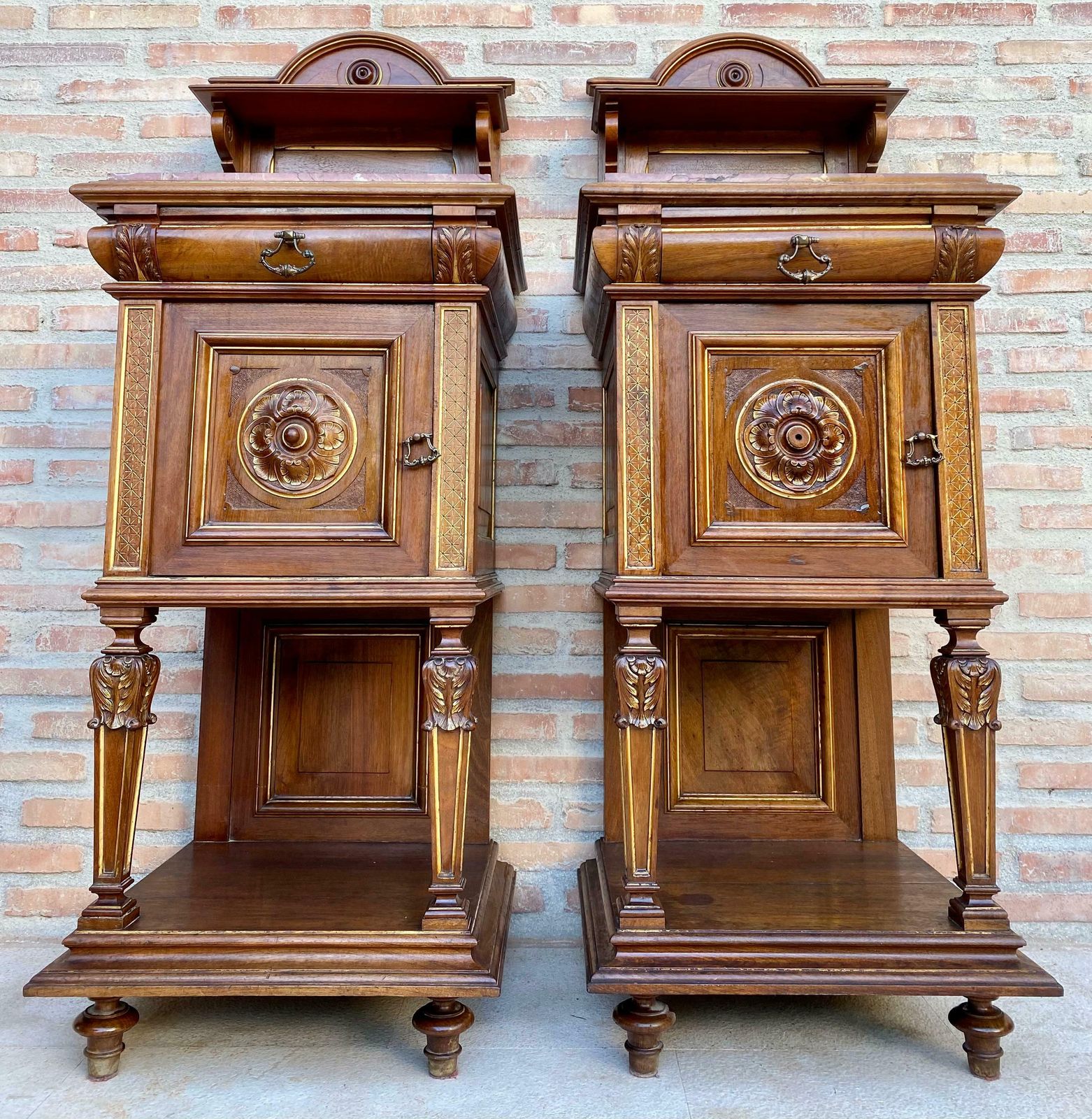 Tables de chevet françaises, plateau en marbre, XIXe siècle, années 1890, lot de 2 - 3 040,21 £ le lot photo furniture