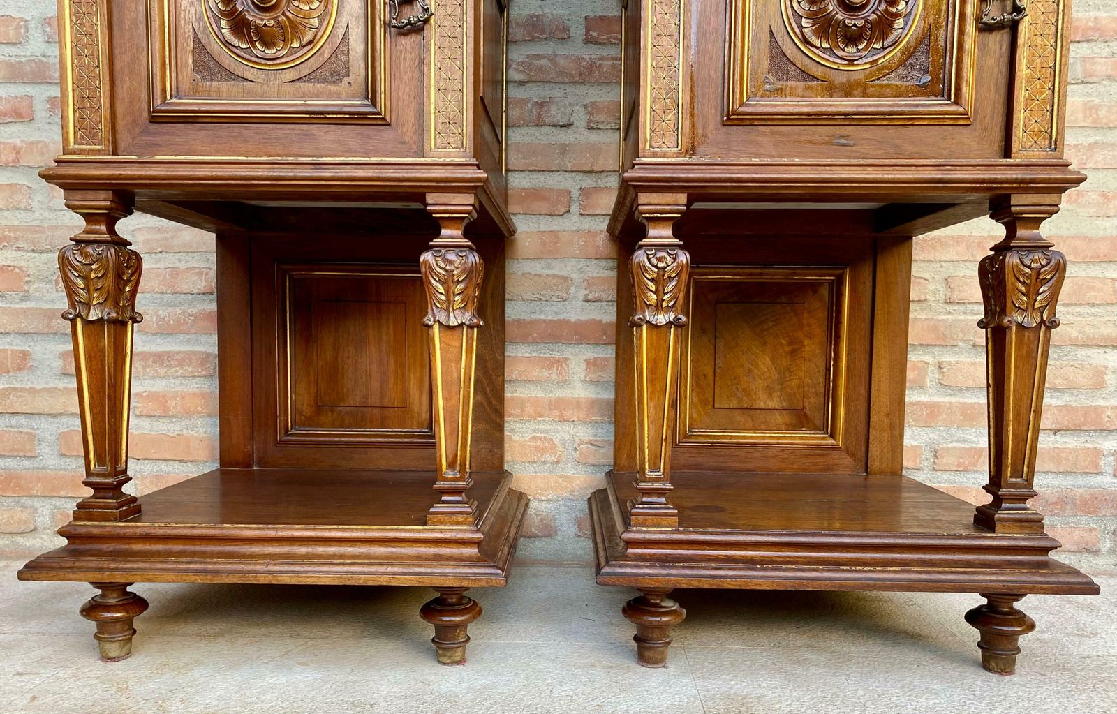 3496.0 Tables de chevet françaises, plateau en marbre, XIXe siècle, années 1890, lot de 2 - 3 040,21 £ le lot photo