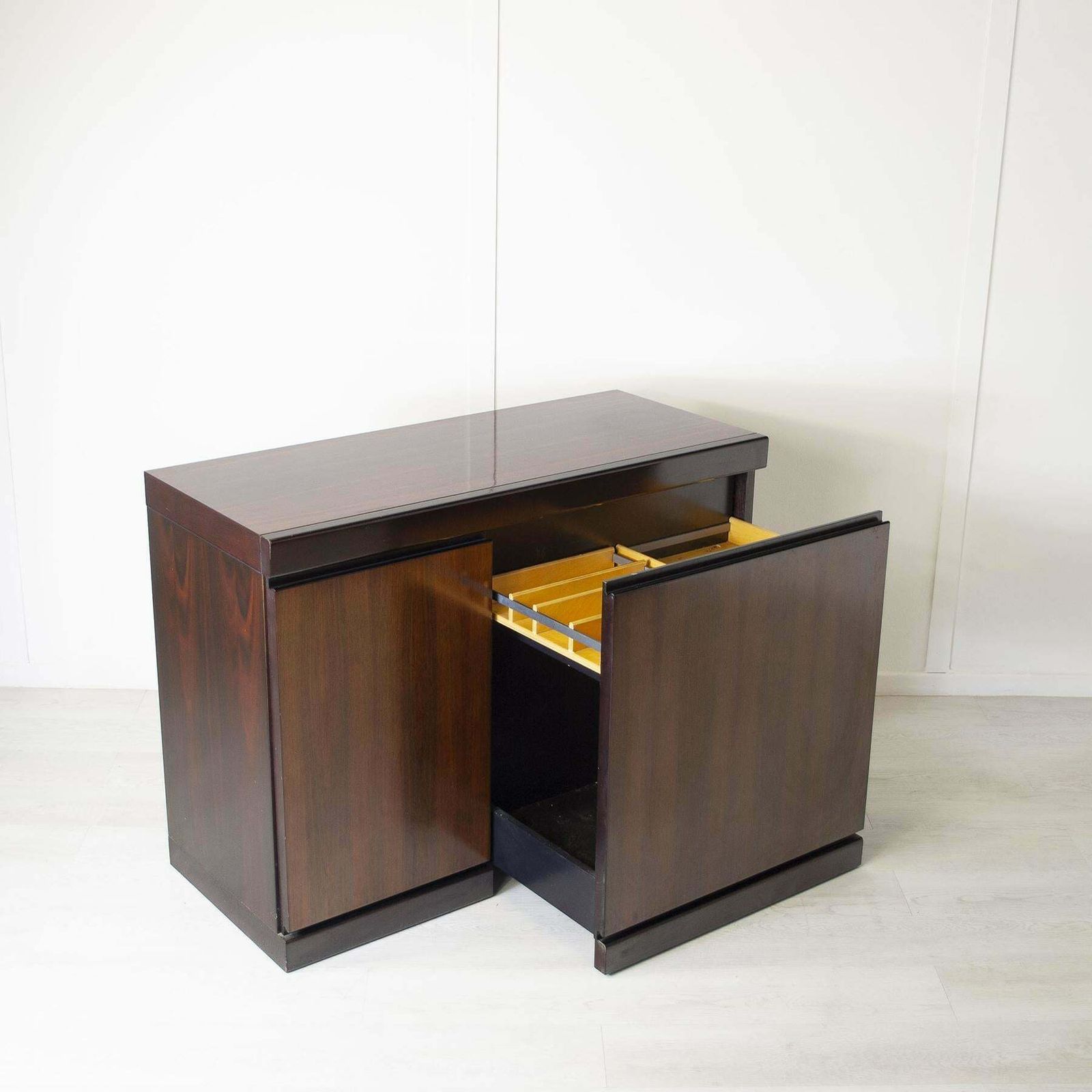 Angelo Mangiarotti Cabinet Bar Programme S11 For Sorgente Dei Mobili 1970s photo 1606.0