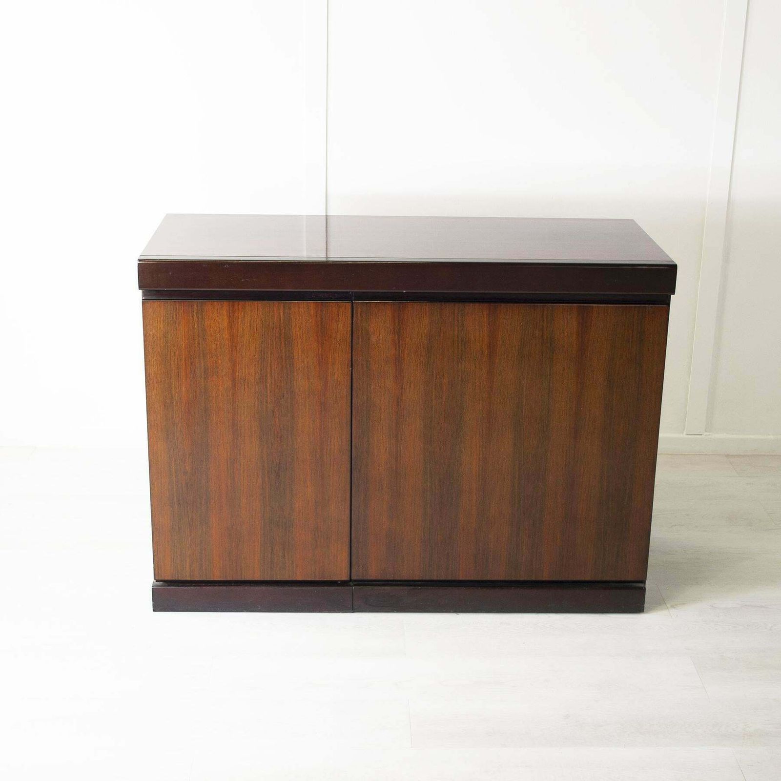 Angelo Mangiarotti Cabinet Bar Programme S11 For Sorgente Dei Mobili 1970s photo vintage