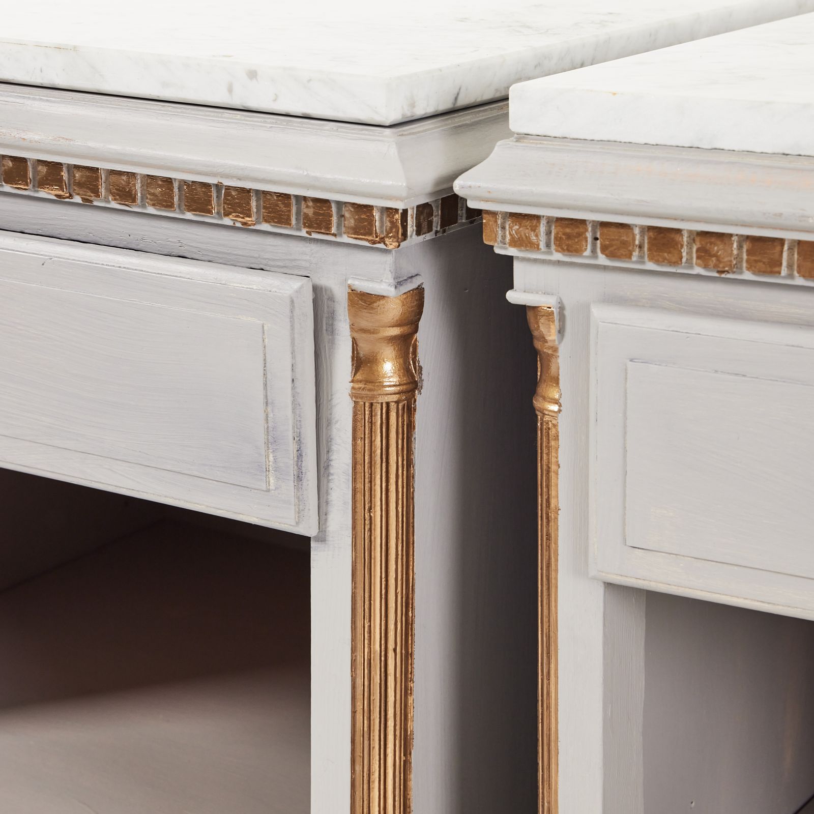 Pair Of Gustavian Bedside Table Wuth Marble Top photo Furniture