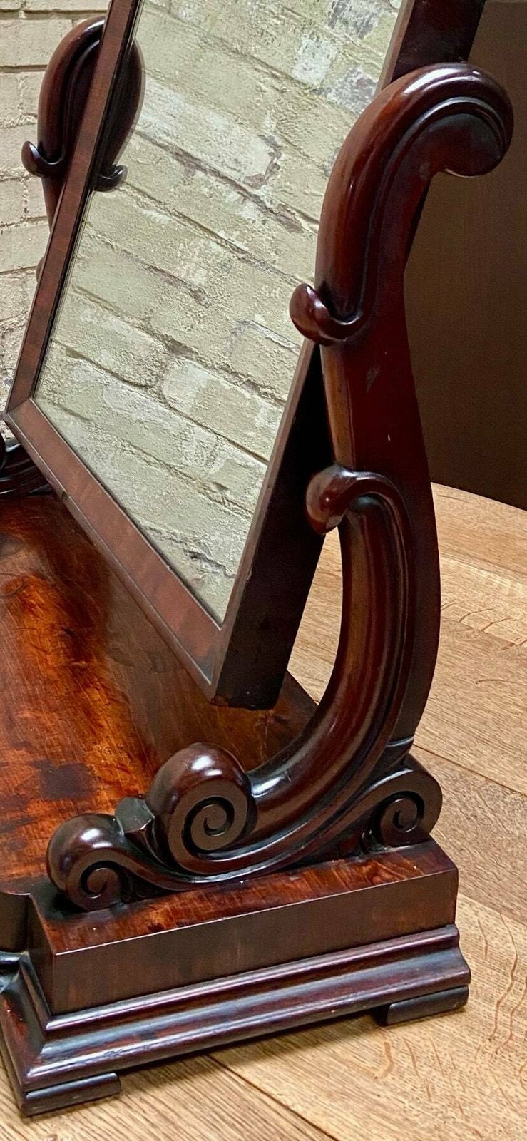 photo furniture Antique Victorian Mahogany Dressing Table Mirror / Free Standing Toilet Mirror