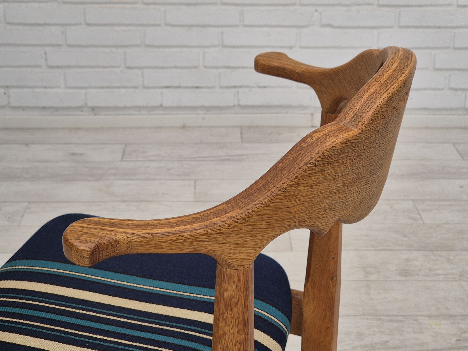photo buy 1970s, Danish Design By Henning Kjærnulf For Eg Kvalitetsmøbel, Set Of 4 Dining Chairs, Original Condition.