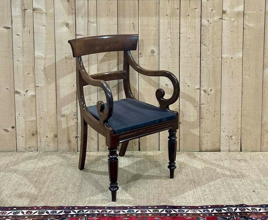 19th Century English Mahogany Armchair photo furniture