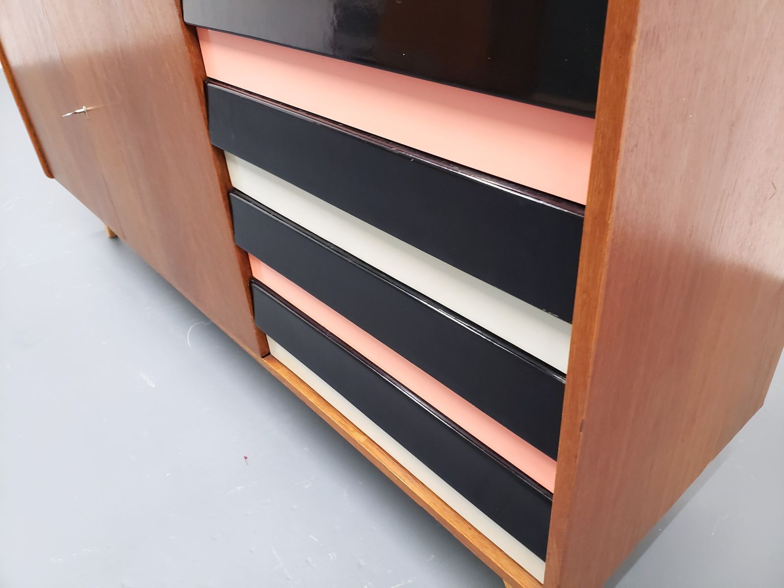 photo furniture 1966 Jiri Jiroutek Sideboard, Model U 460 In Black, White And Pink