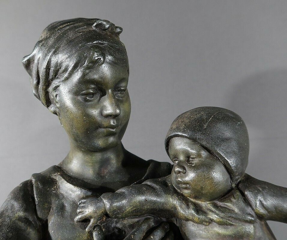 Statue Regulates By Steiner Late 19th photo furniture