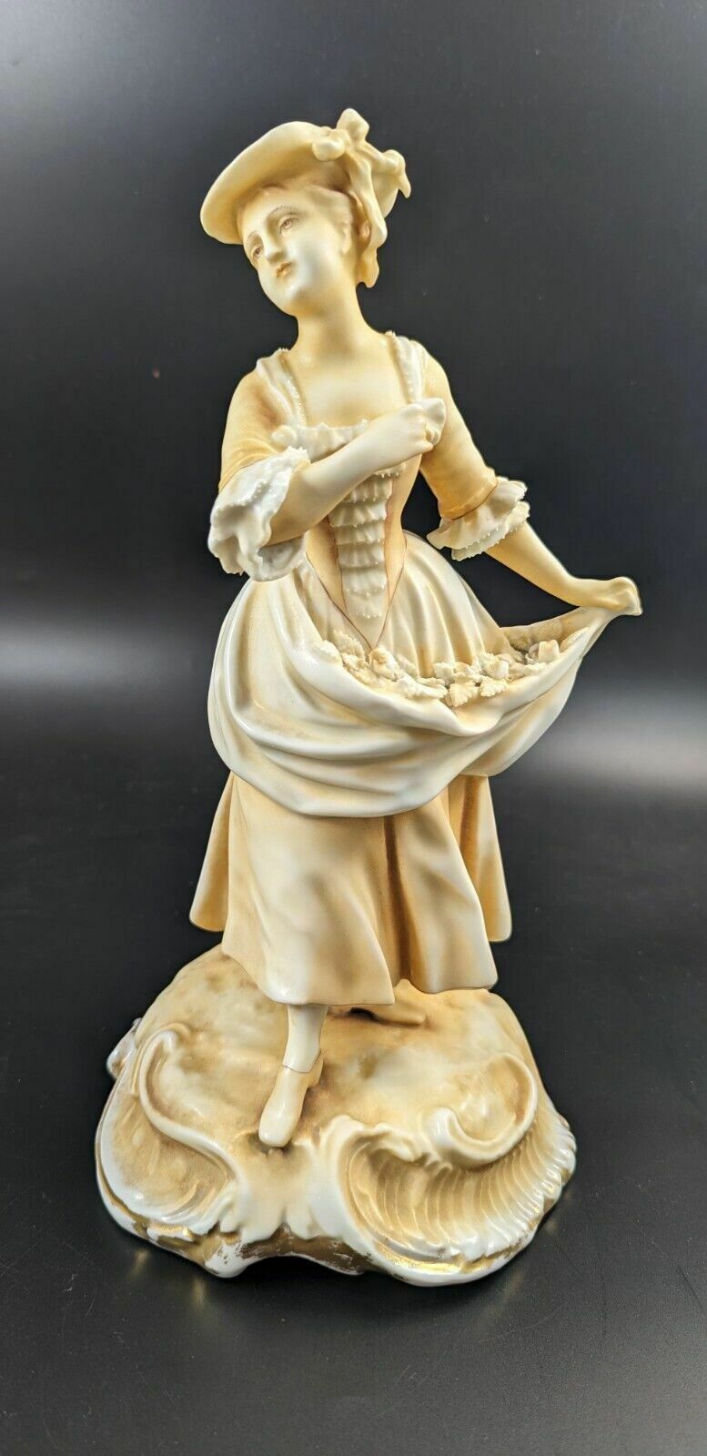 photo for sale Parian (Biscuit Porcelain) Woman Figurine By Sitzendorf, C.1887 1900.