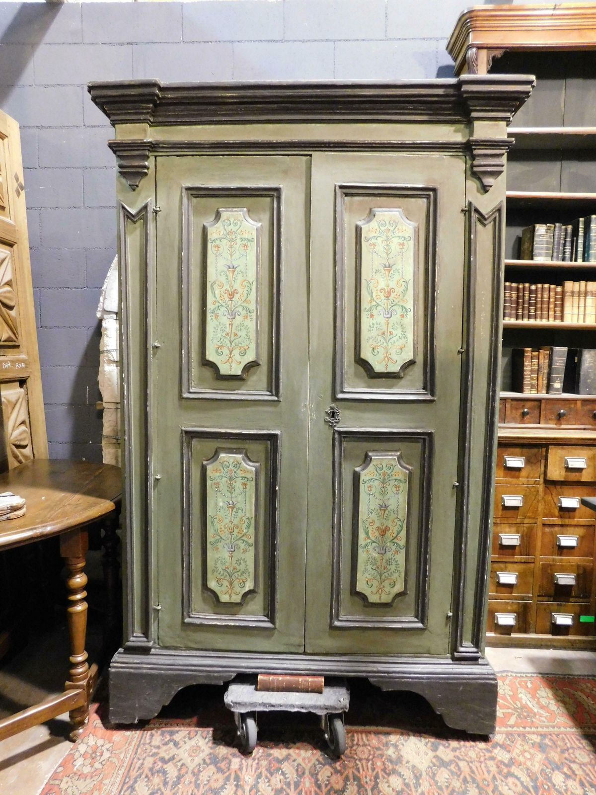 Double Door Wardrobe In Carved And Painted Wood, Italy photo 5167.0