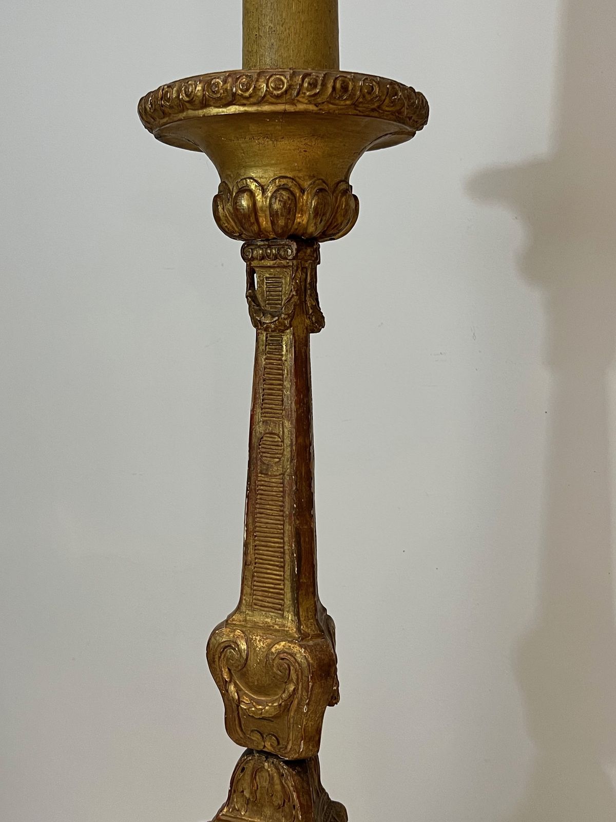 Large Candelabra In Carved Golden Wood On Patinated Base photo 1250.0