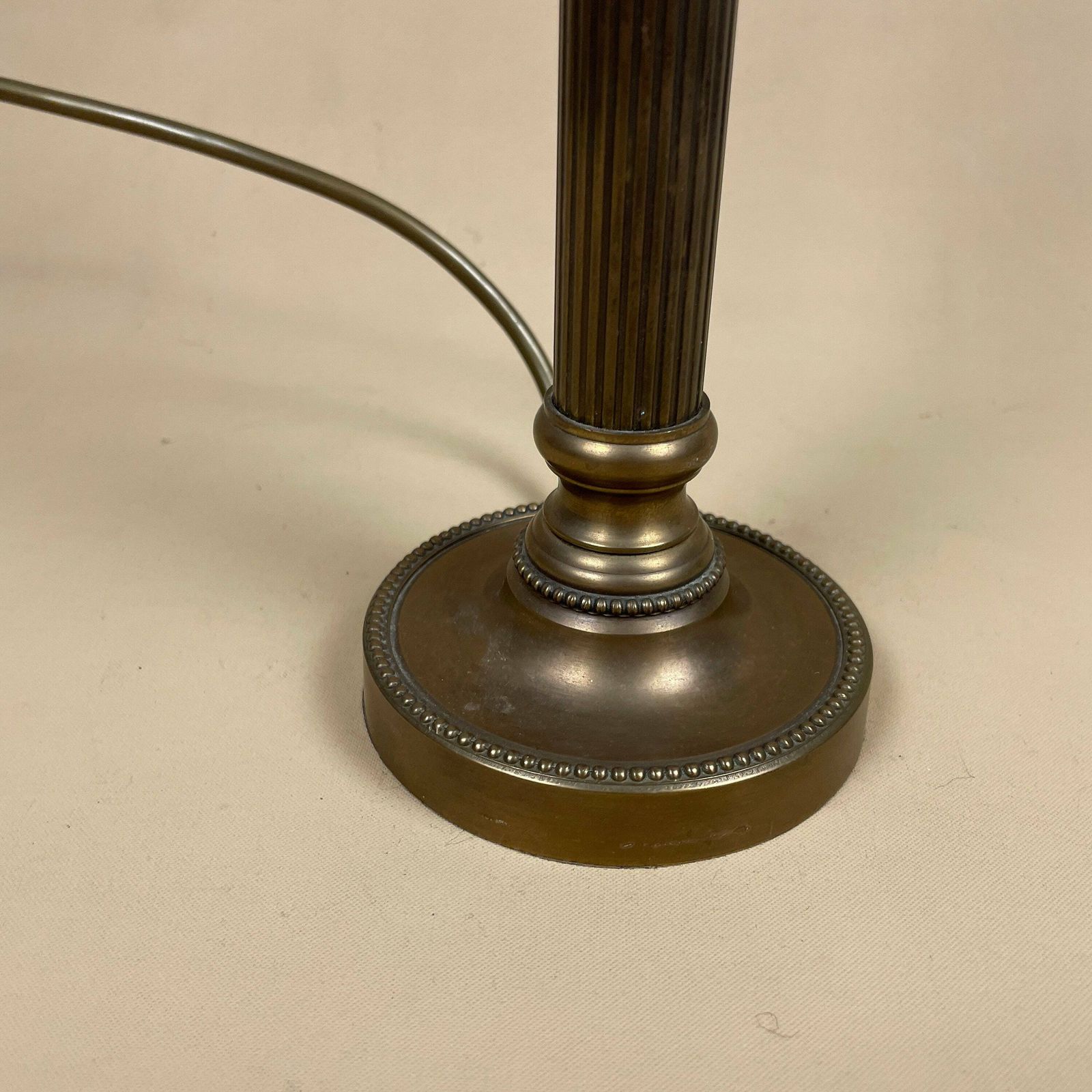 Antique Metal Gold Brass Lamp Light Bedside Side Table Desk Column Ornate Detail Round Base Antique Medium Vintage Pattern Candle Valsan photo vinterior