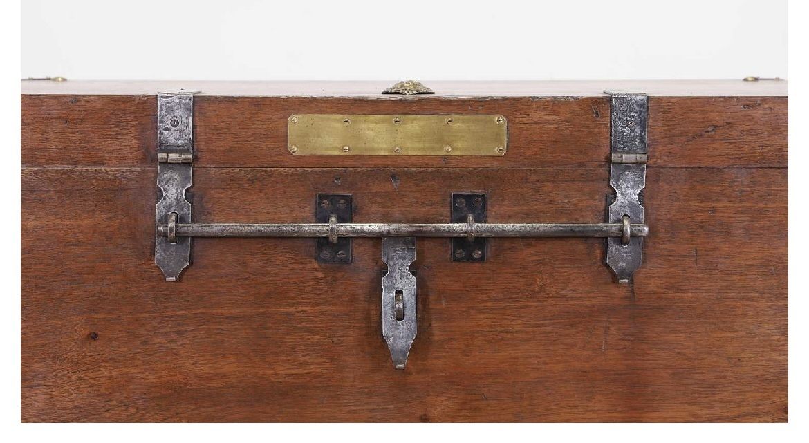 Victorian Teak Military Chest With ‘V R’ Brass Insignia photo 835.0