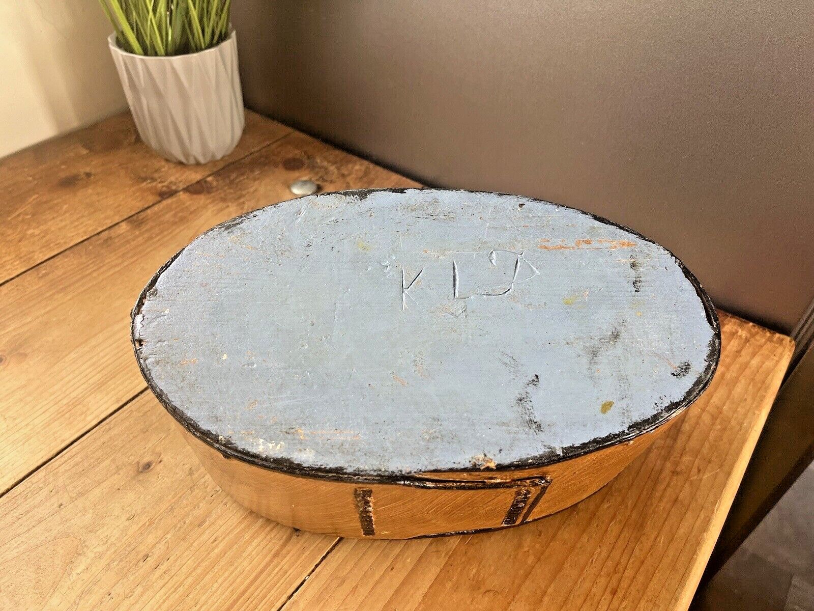 photo for sale Large Antique Swedish Svepask Tine Bentwood Folk Art Painted Box Scandi Kitchen