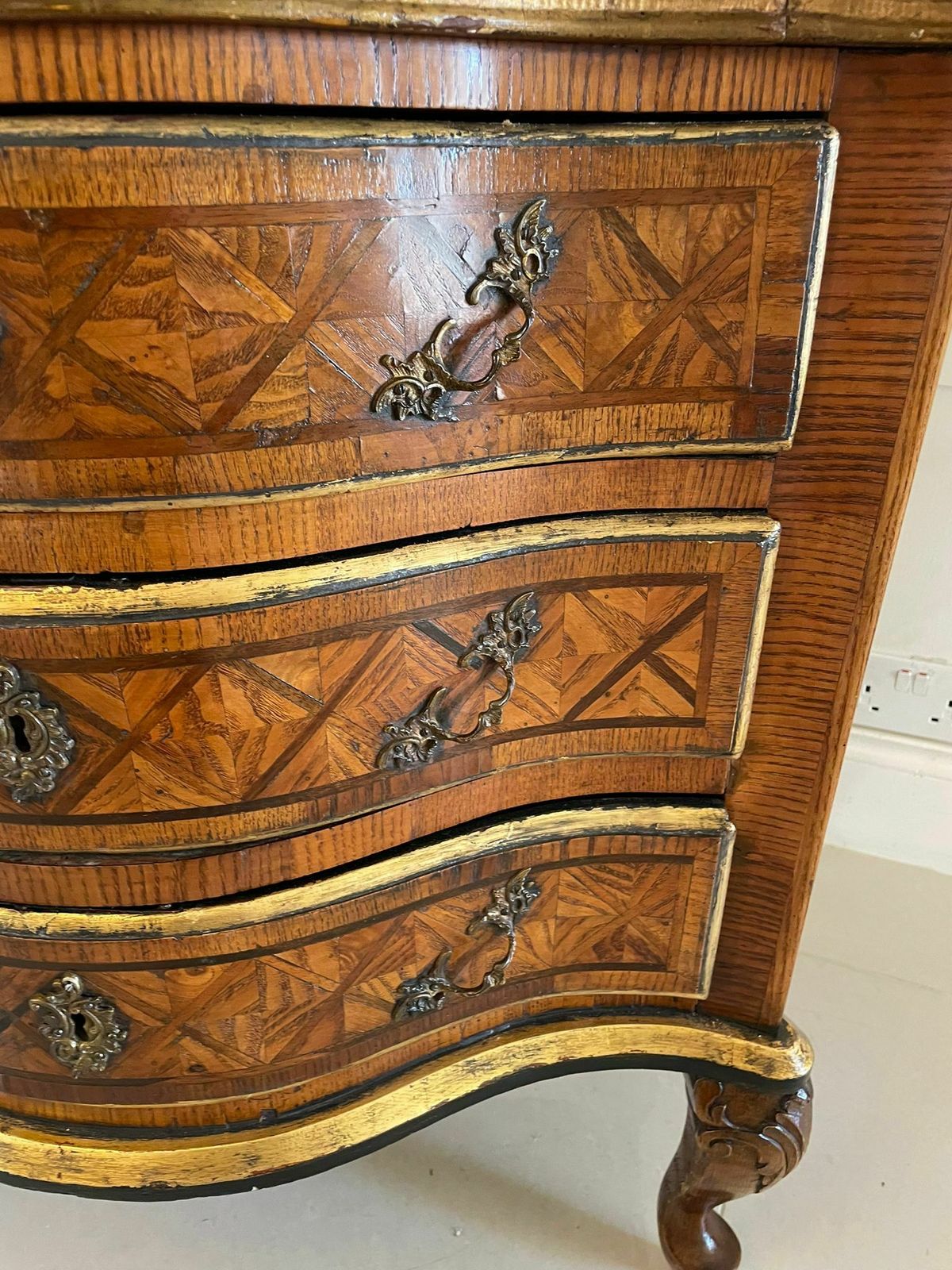 Antique 18th Century Quality Parquetry Inlaid Serpentine Shaped Marble Top Commode photo furniture