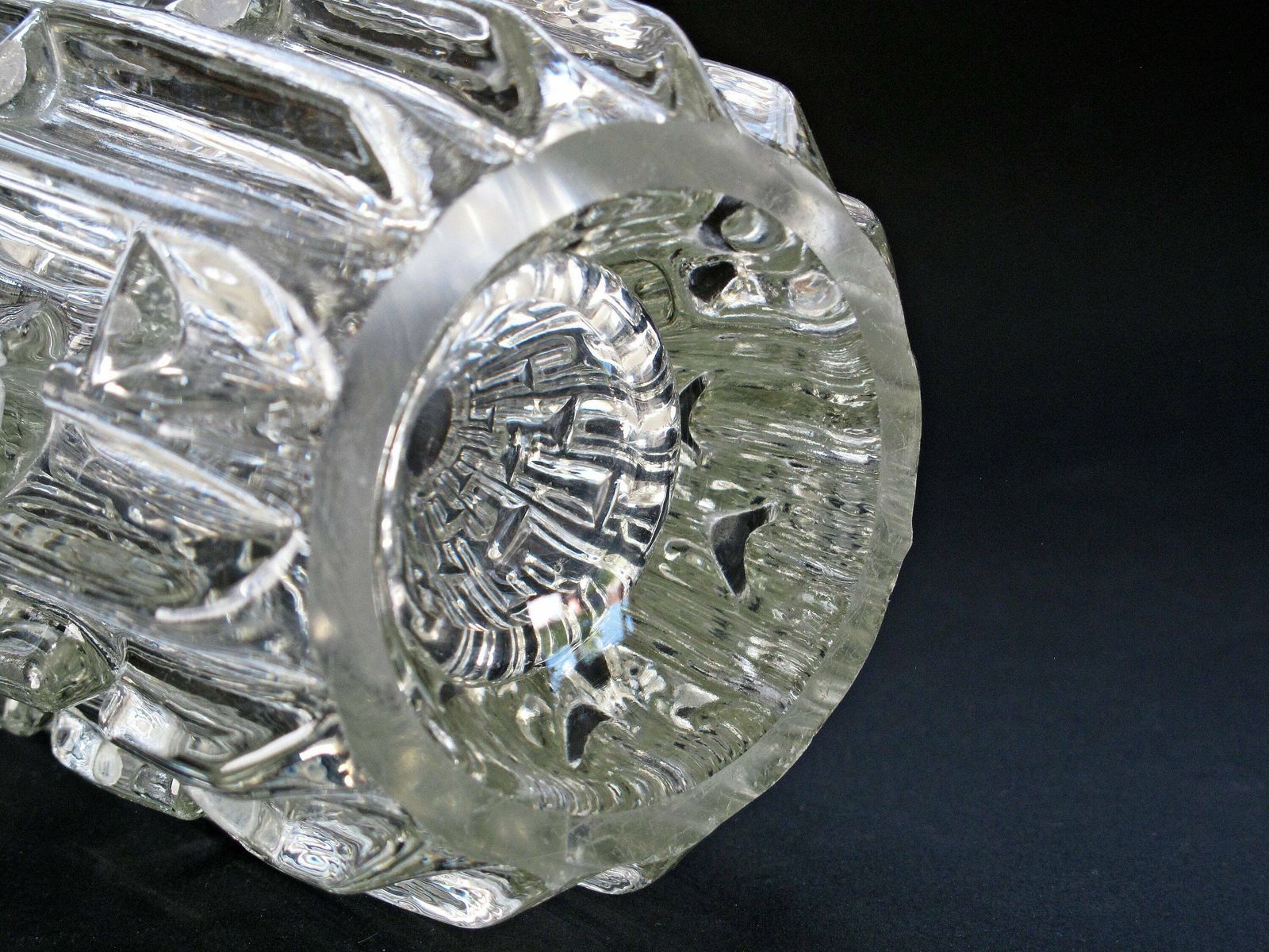 Frantisek Vizner Maze Vase   Czech Clear Glass 'Maze' Vase By Frantisek Vizner For Hermanova Hut Glassworks, Pattern Number 20082 photo vintage