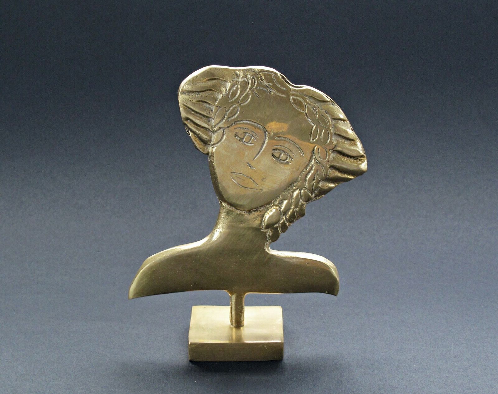Matisse Style Brass Paperweight   Female Figure Paperweight photo vinterior