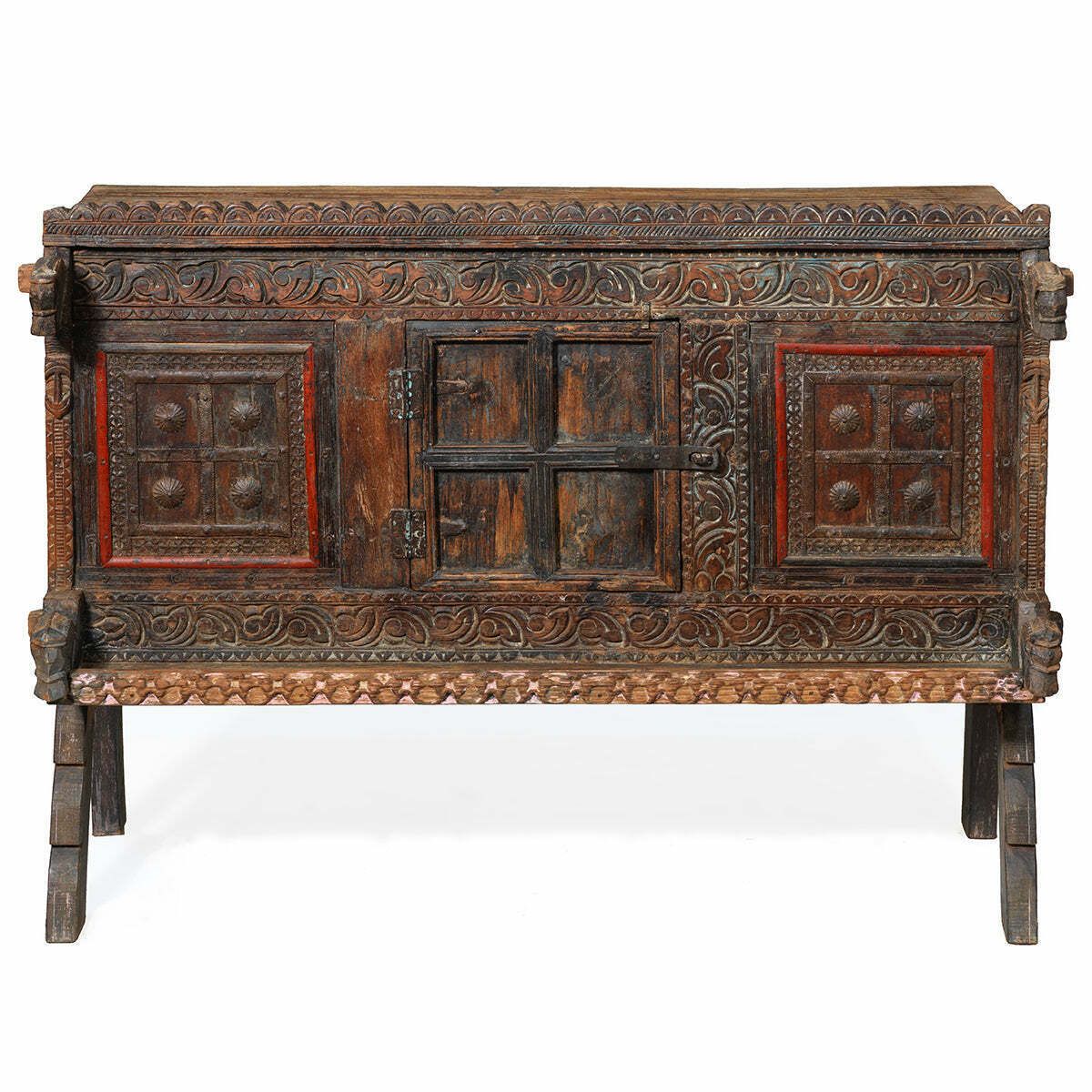 photo furniture Antique Carved Wooden Damchiya