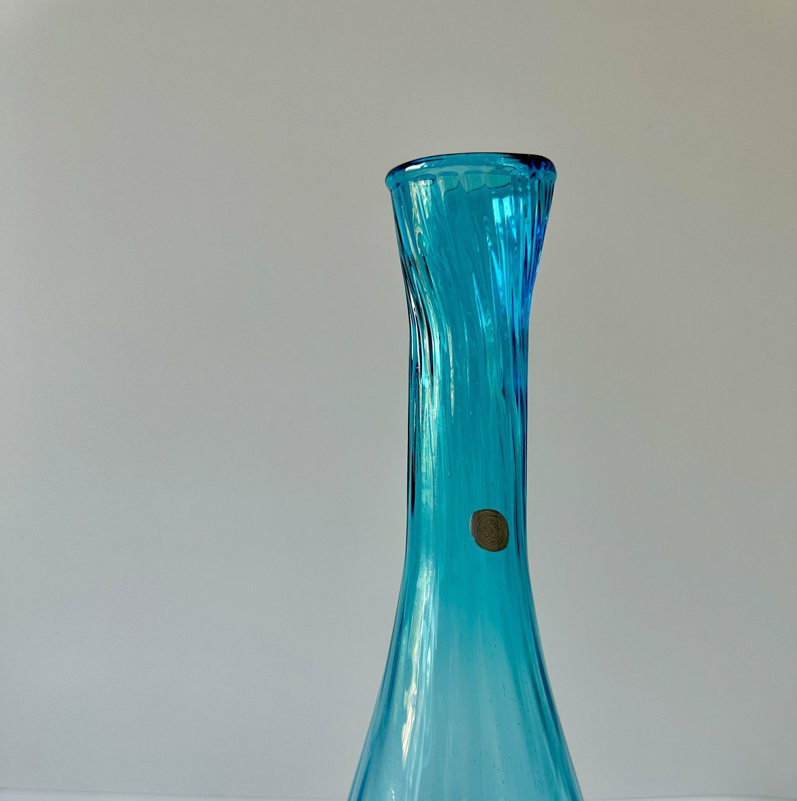Hoge Vintage Blauwe Italiaanse Mondgeblazen Vaas, Italië, Ca. Jaren 1960. photo vinterior