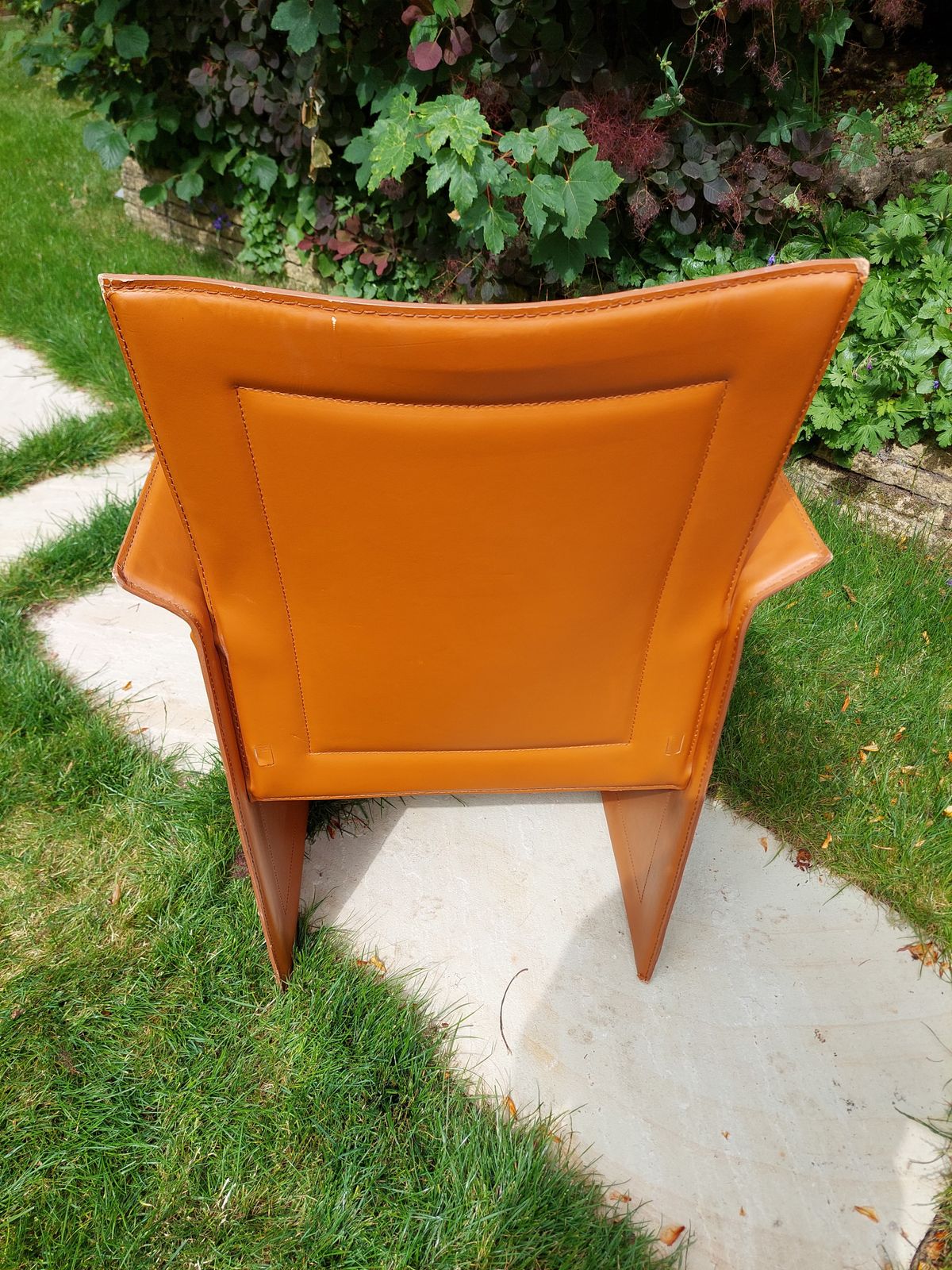 photo furniture 20th Century Tito Agnoli Model "Korium" Camel Leather Armchairs