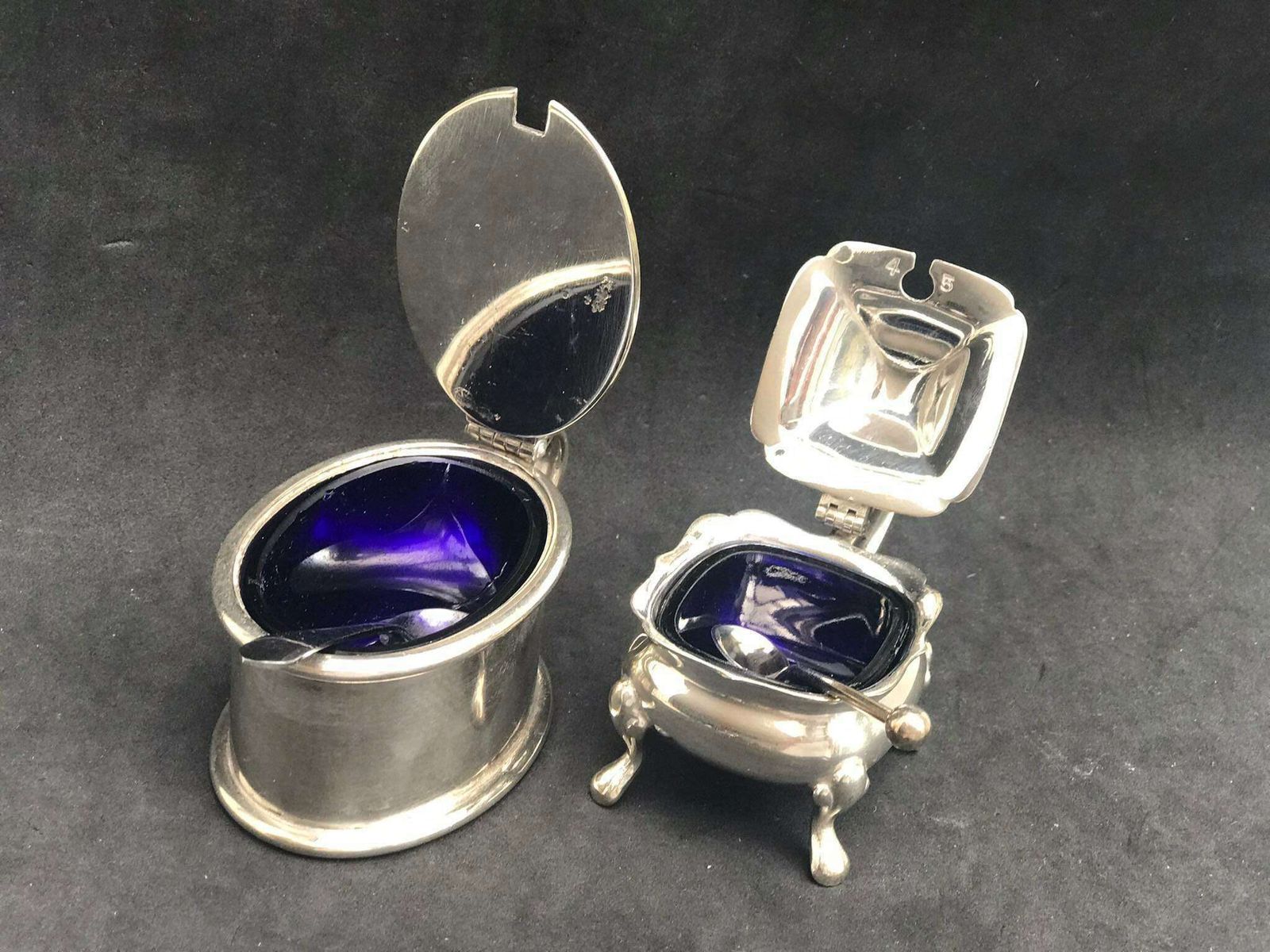 photo furniture Victorian Salt And Pepper Cellars With Lid And Glass Insert Condiment Set Gift For Couple Wedding Antique Gift English Silver Plated