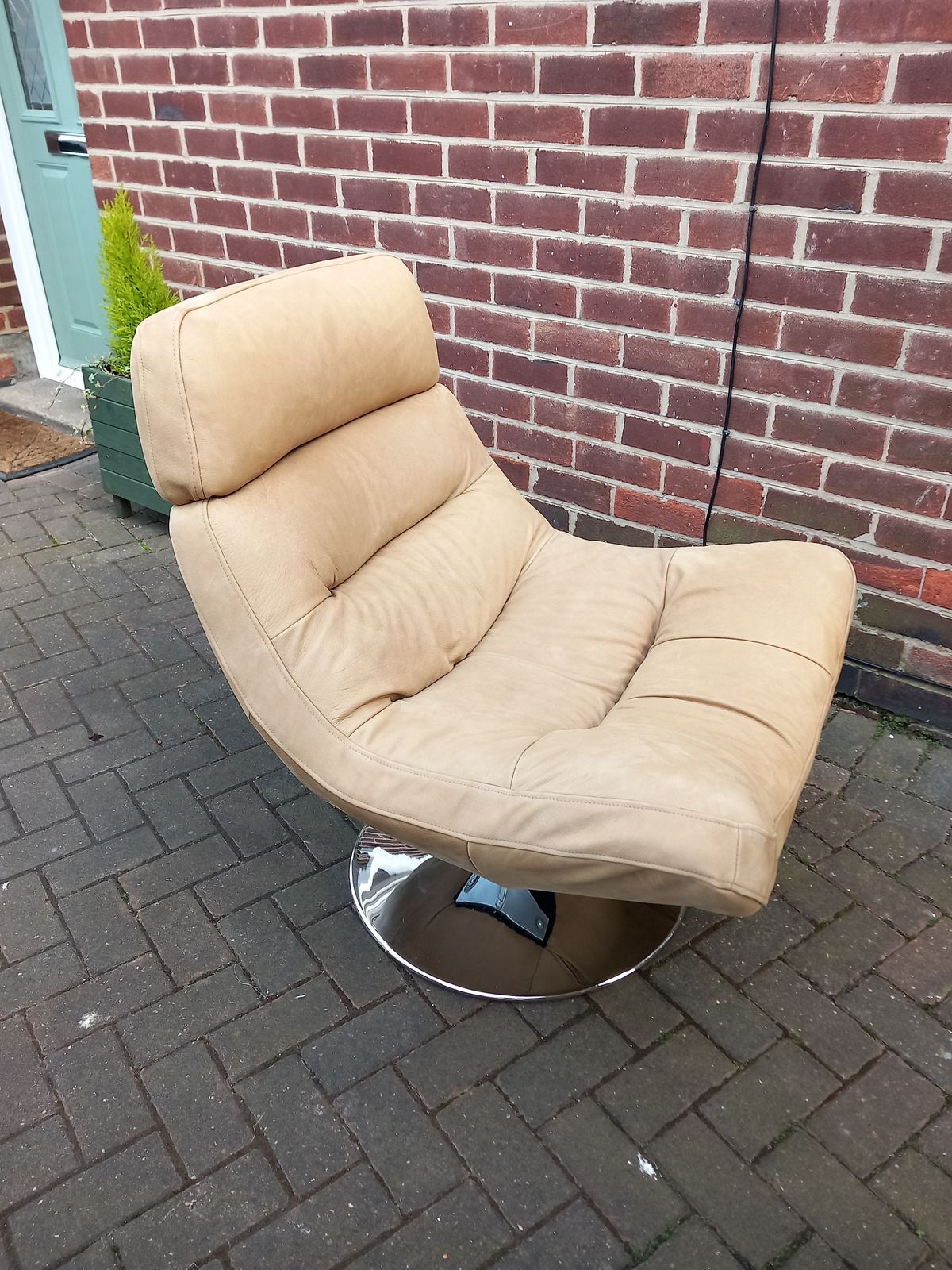 Furniture Village Salvador Swivel Chair photo furniture