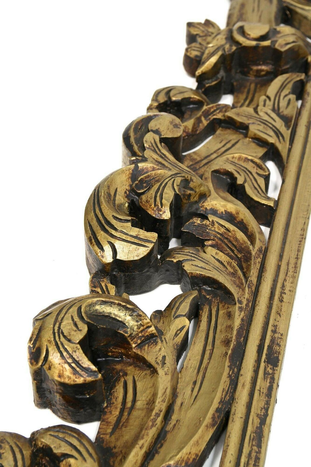 photo buy Mid Century Italian Gilt Florentine Wall Mirror, Italy Circa 1940/50