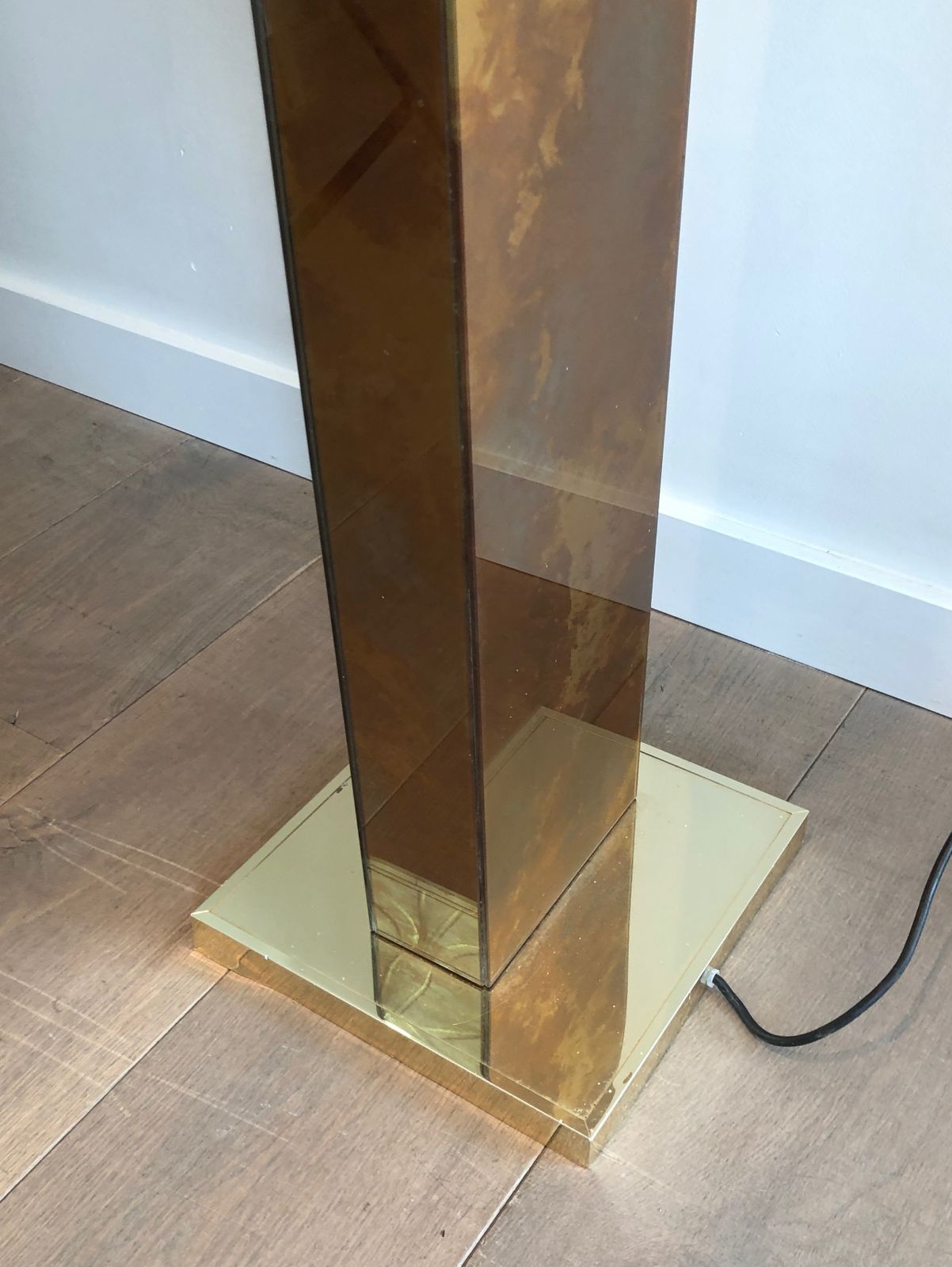 Floor Lamp In Golden Plexiglass And Golden Metal Base photo vintage