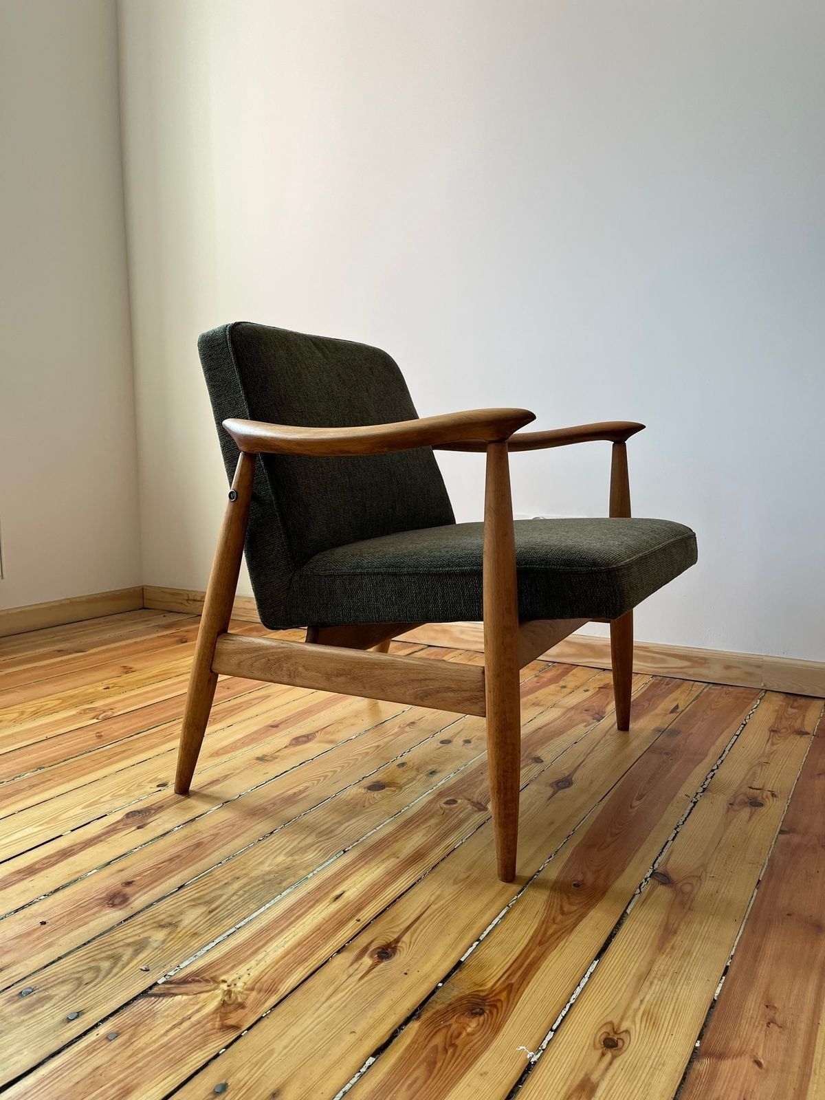 Armchair Model Gfm 87, Type 300 203 By Juliusz Kędziorek 1960s photo furniture