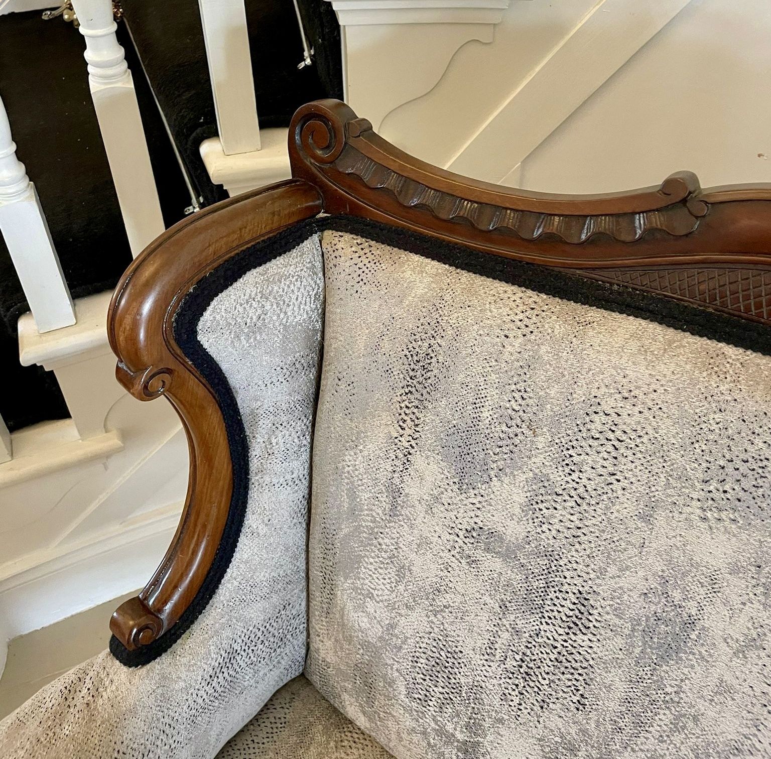 Outstanding Quality Antique 19th Century Carved Mahogany Sofa photo vintage