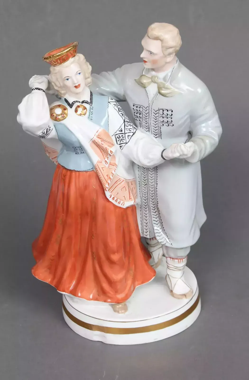 Porcelain Figure National Son With National Daughter photo 710.0