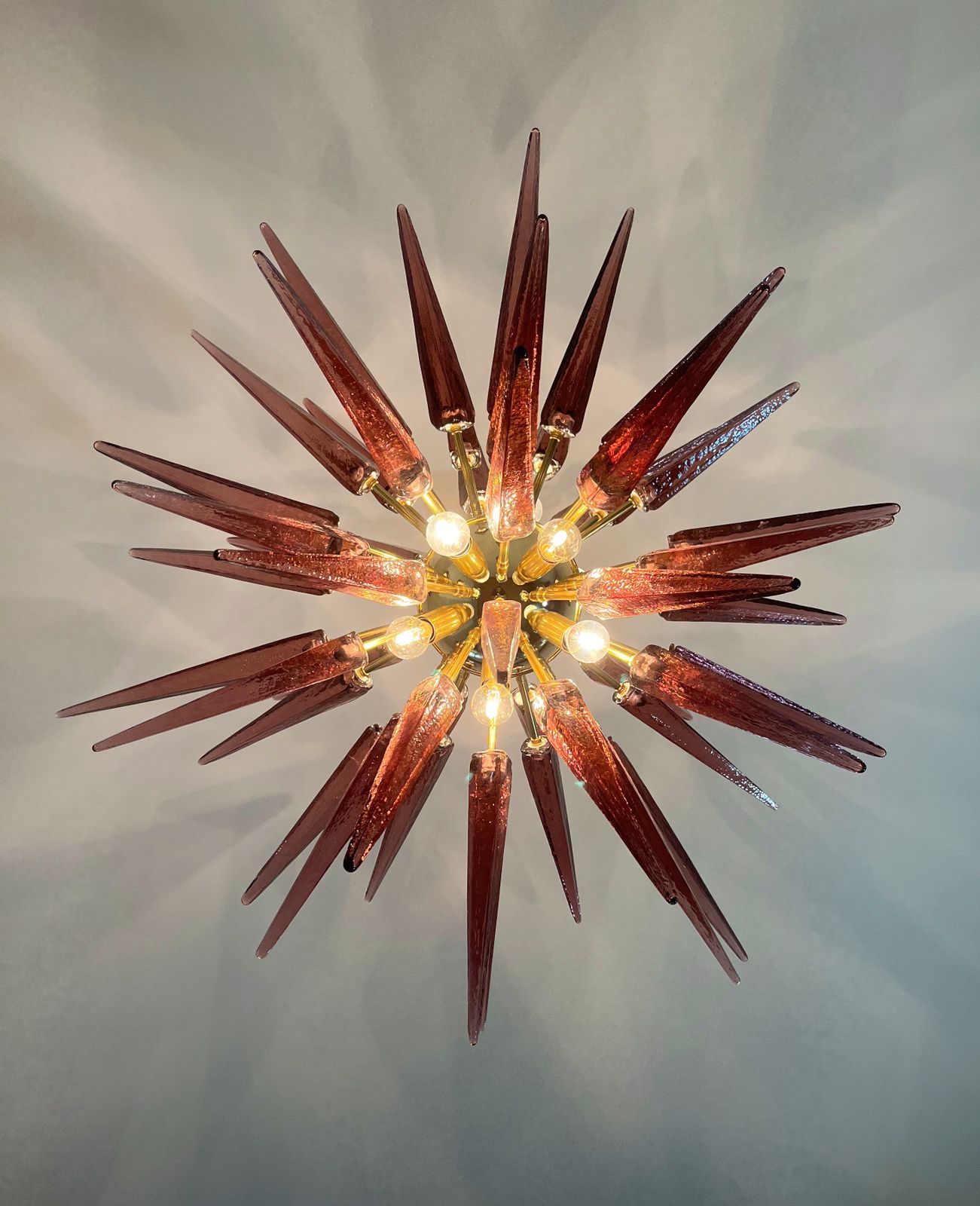 Exceptional Murano Amethyst Glass Sputnik Chandelier   51 Glasses photo vinterior