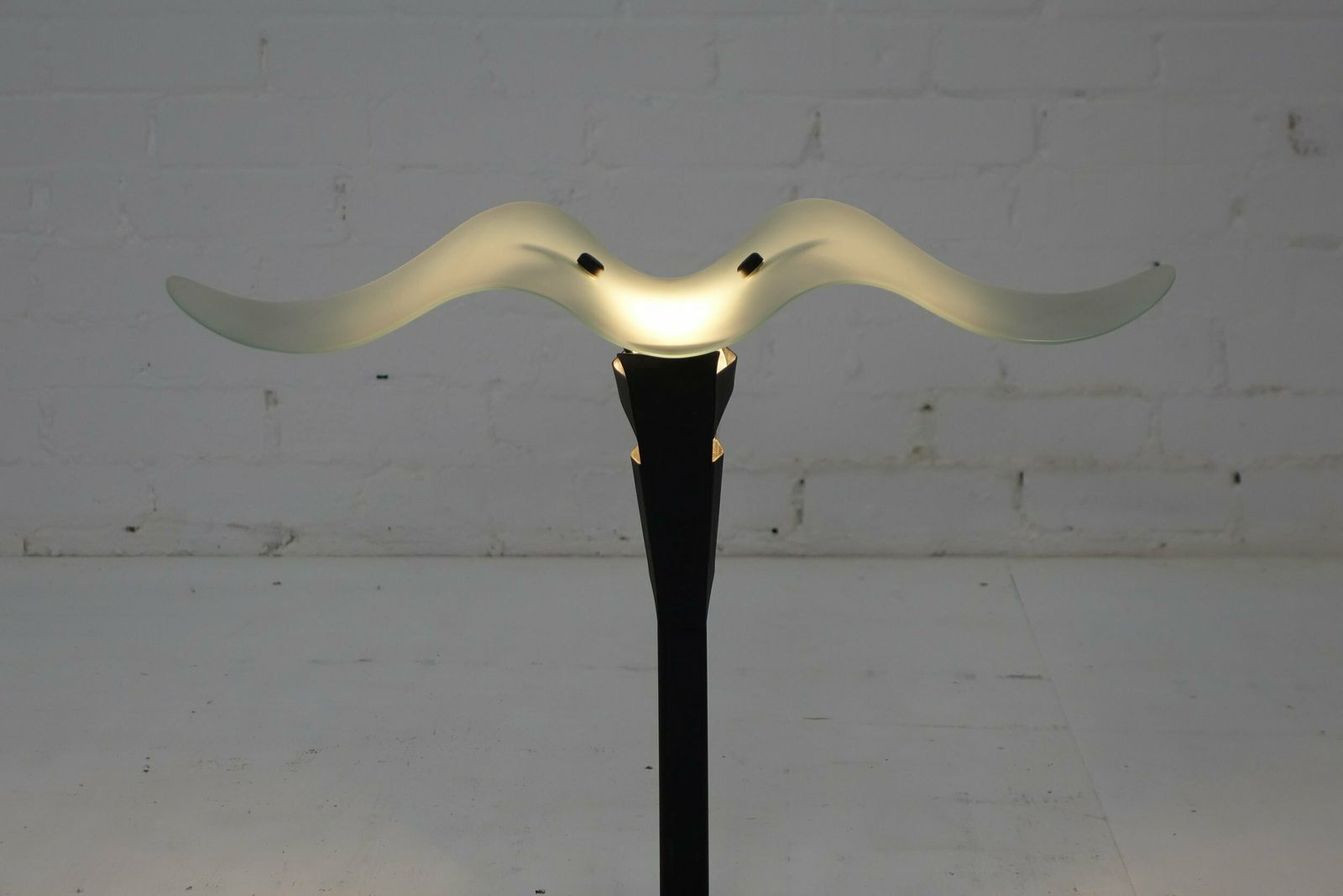 Giberti Illuminazione "Gabbiano" Table Lamp, Italy, 1985 photo vinterior