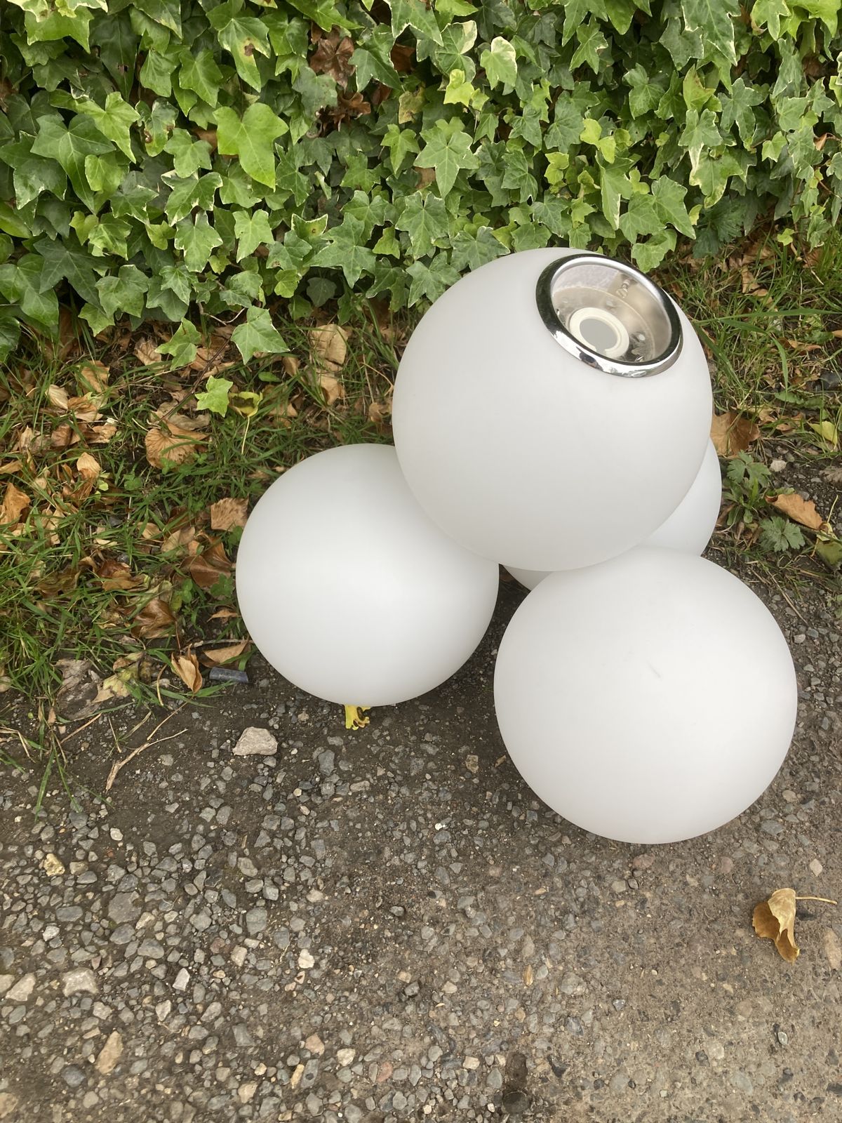 Set Of 4 White Glass Globe Hanging Lightshades photo furniture