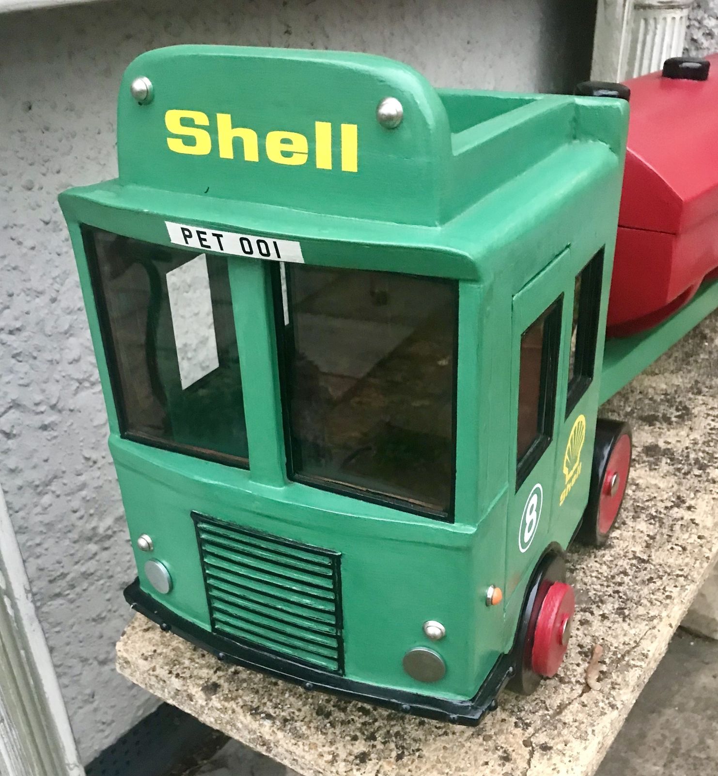 20th Century Folk Art Shop Display Bp Shell Truck photo 800.0