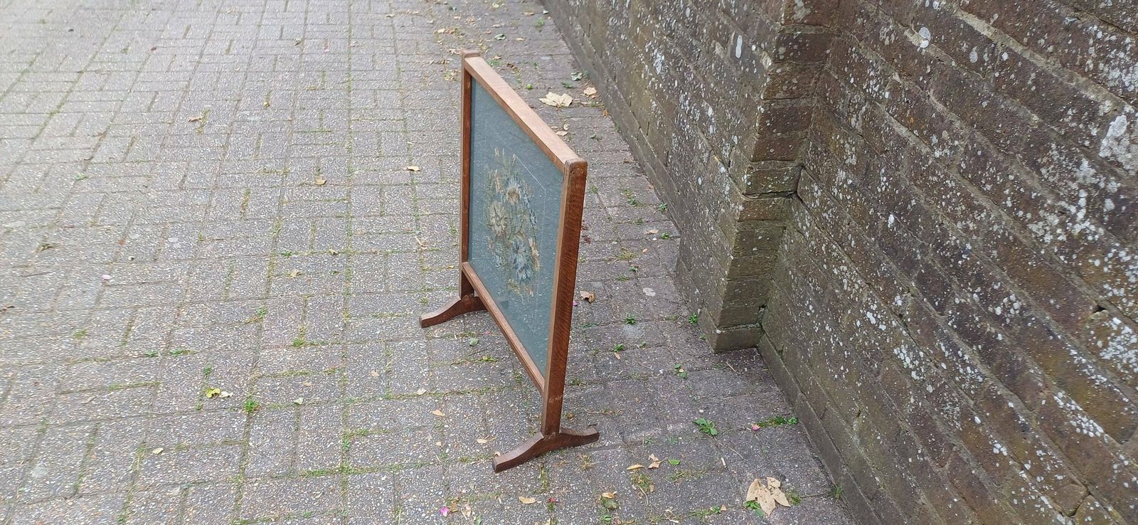 photo furniture Top Quality Oak Mid 20th Century Fire Screen Flower Floral Still Life