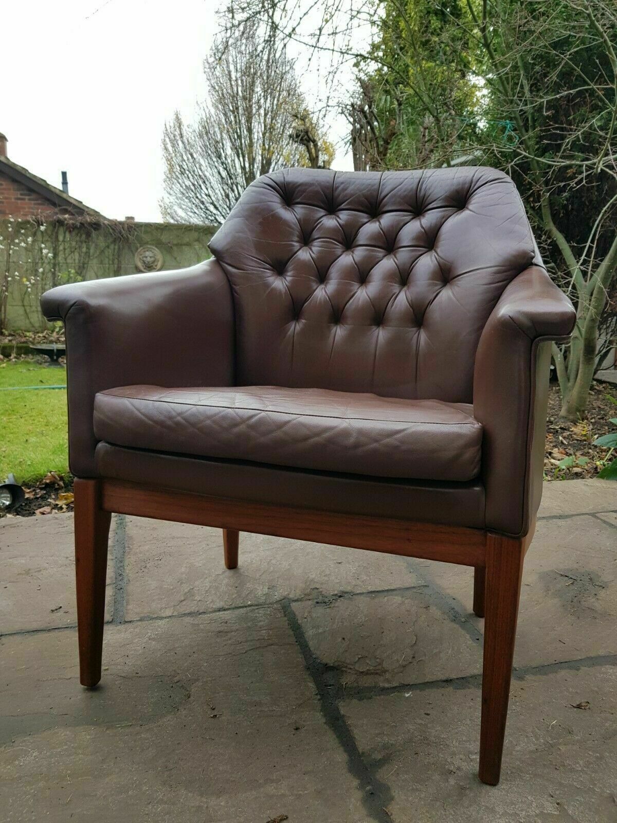 A Leather Mid Century Armchair By Jens Risom photo buy