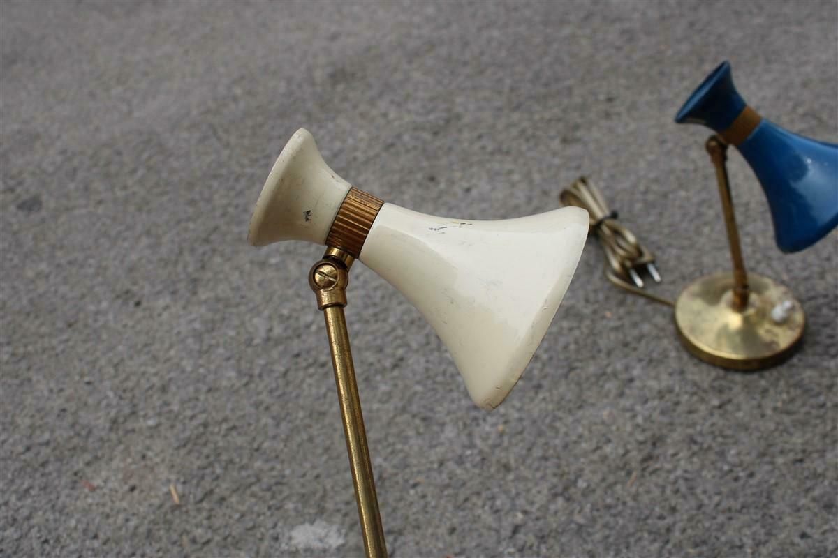 1017.0 Pair Of Italian 1950 Table Lamps In Brass And Blue And Beige Enamelled Metal photo