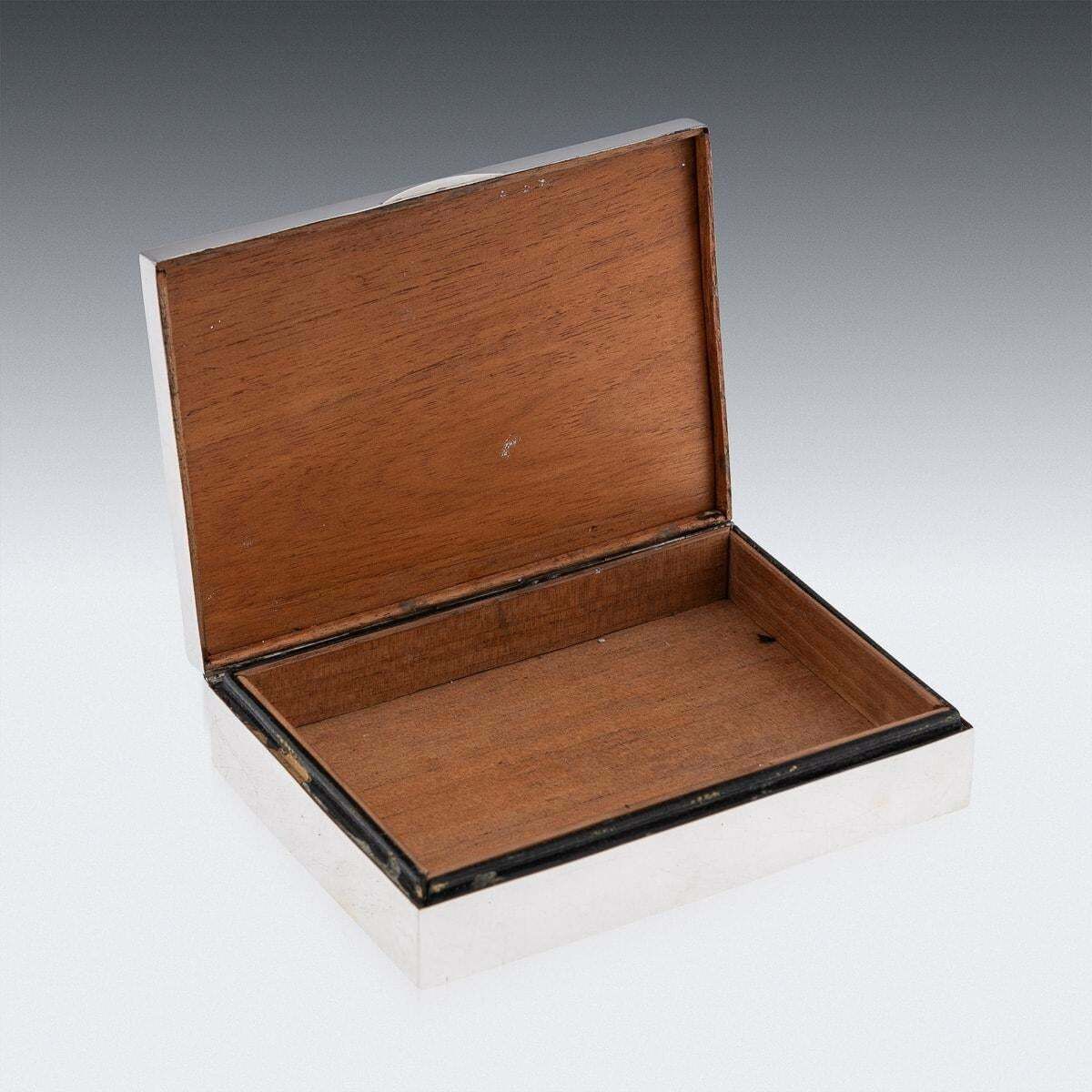 photo furniture 20th Century British Solid Silver Decorative Cigar / Games Box C.1938
