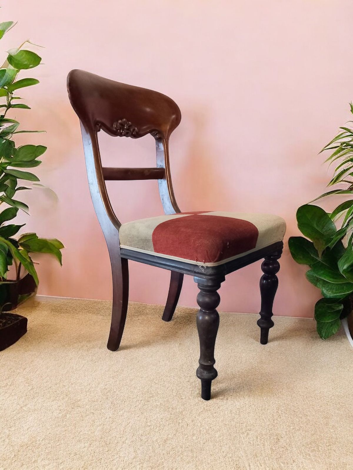 Victorian Mahogany Chair With Turned Legs And Open Back photo 180.0