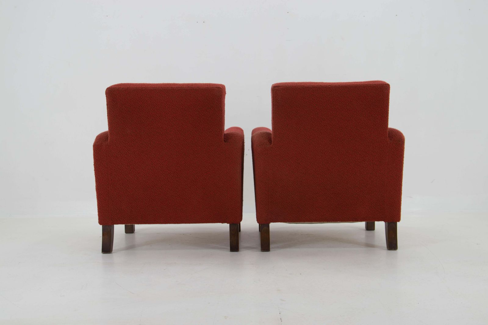 Set Of Two Art Deco Armchairs Attributed To Halabala, 1930s photo vinterior