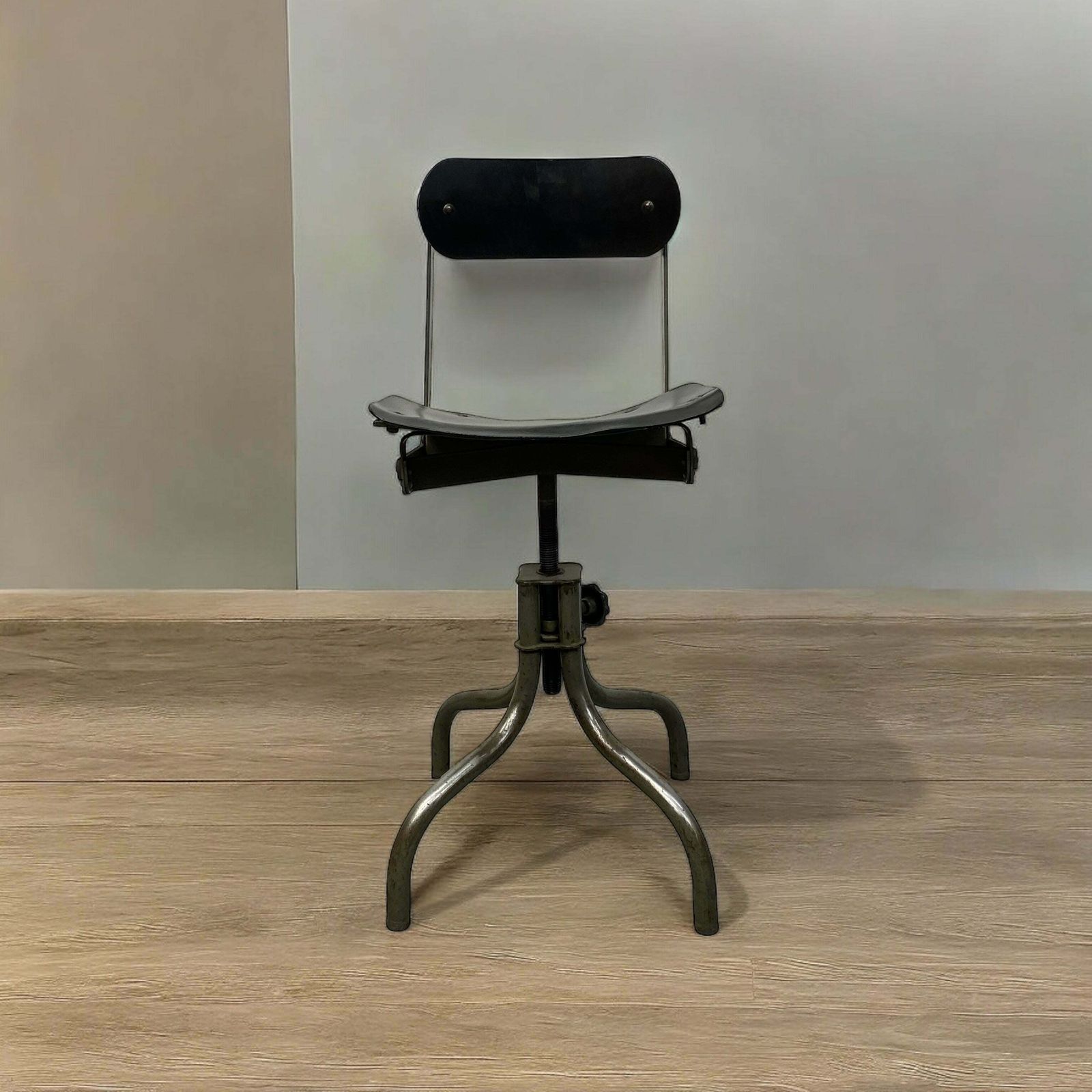 Machinist Chair Tansad 50s, 1950s photo furniture