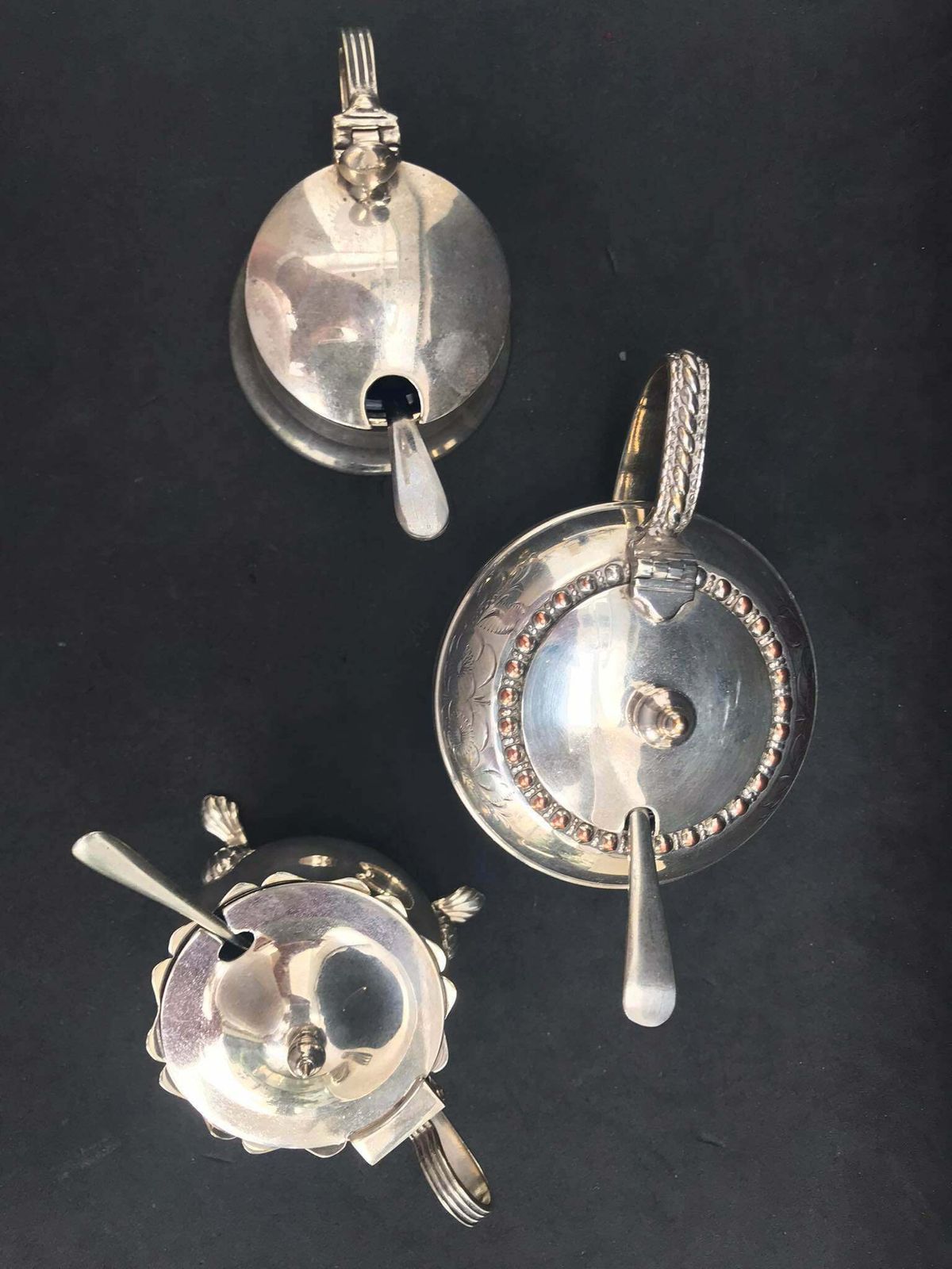 Victorian Salt And Pepper Cellars With Lid And Glass Insert Condiment Set 3 Gift For Couple Wedding Antique Gift English Silver Plated photo vintage