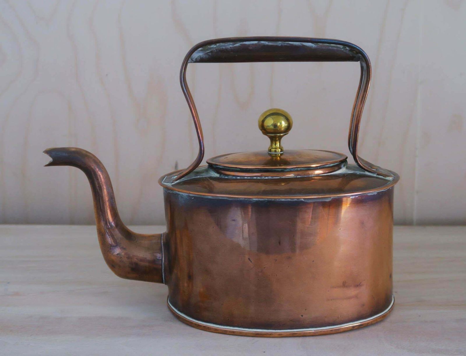 Antique Copper Kettle. English 19th Century photo furniture