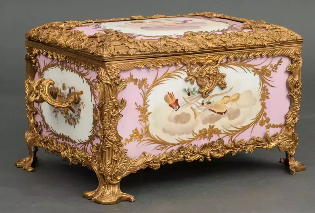 F. Gardner Jewelry Box, 1920s, Vintage photo furniture
